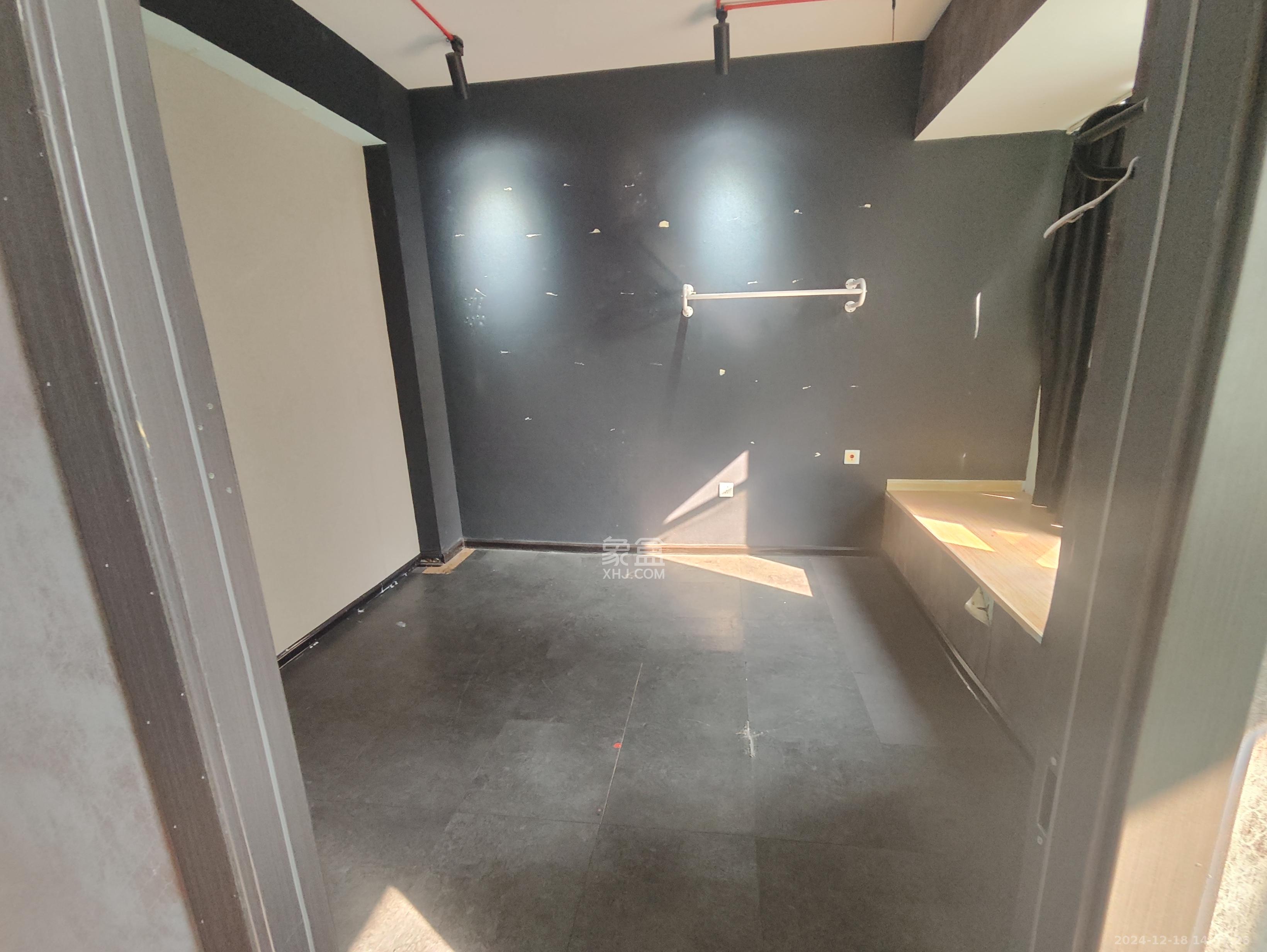 万博汇 1室1厅1卫 1800.0元/月 万博汇 1室1厅1卫 1800.0元/月室内图