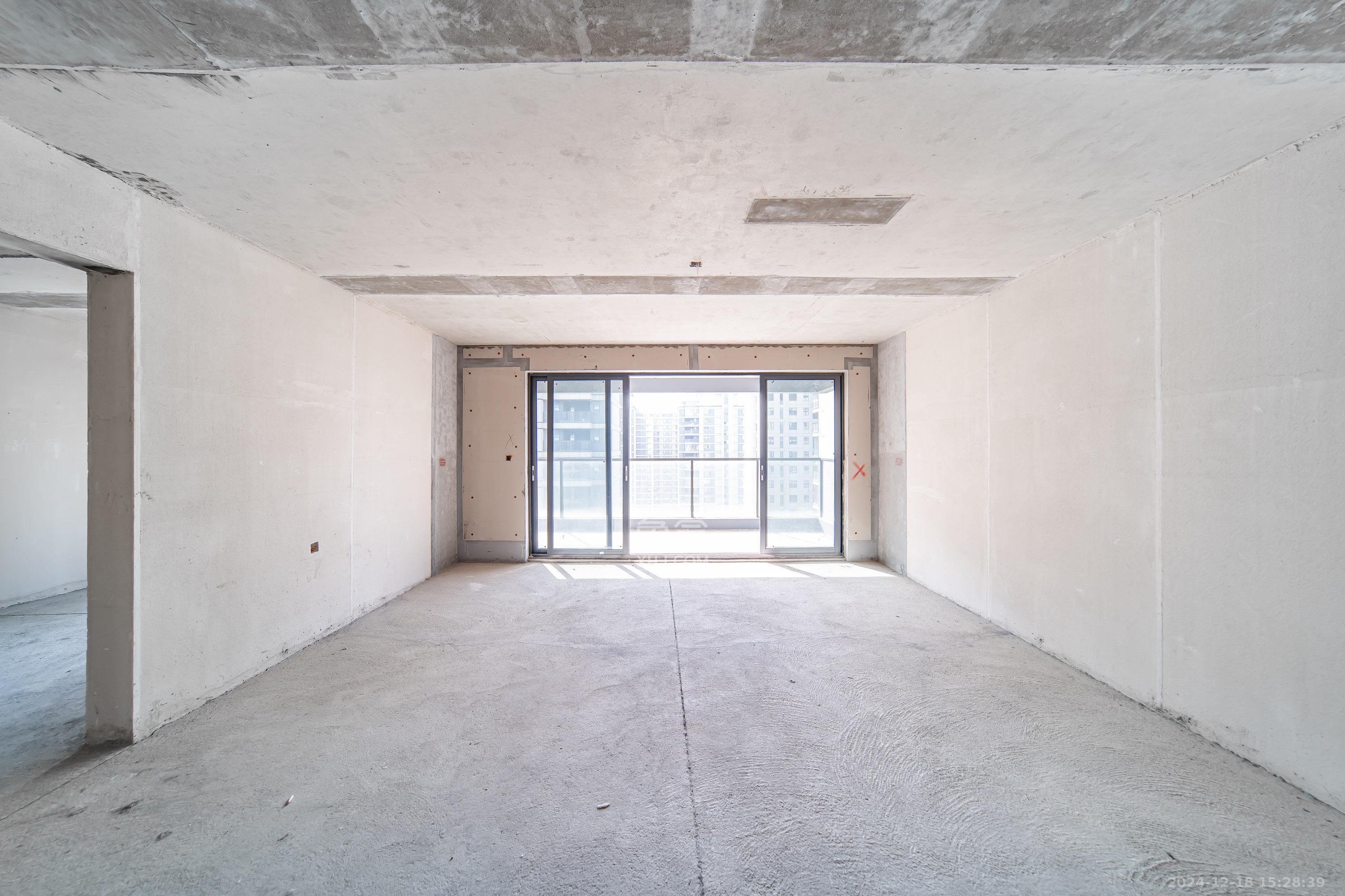 城发恒伟洋湖映2009 1室0厅0卫 2500.0元/月 城发恒伟洋湖映2009 1室0厅0卫 2500.0元/月室内图