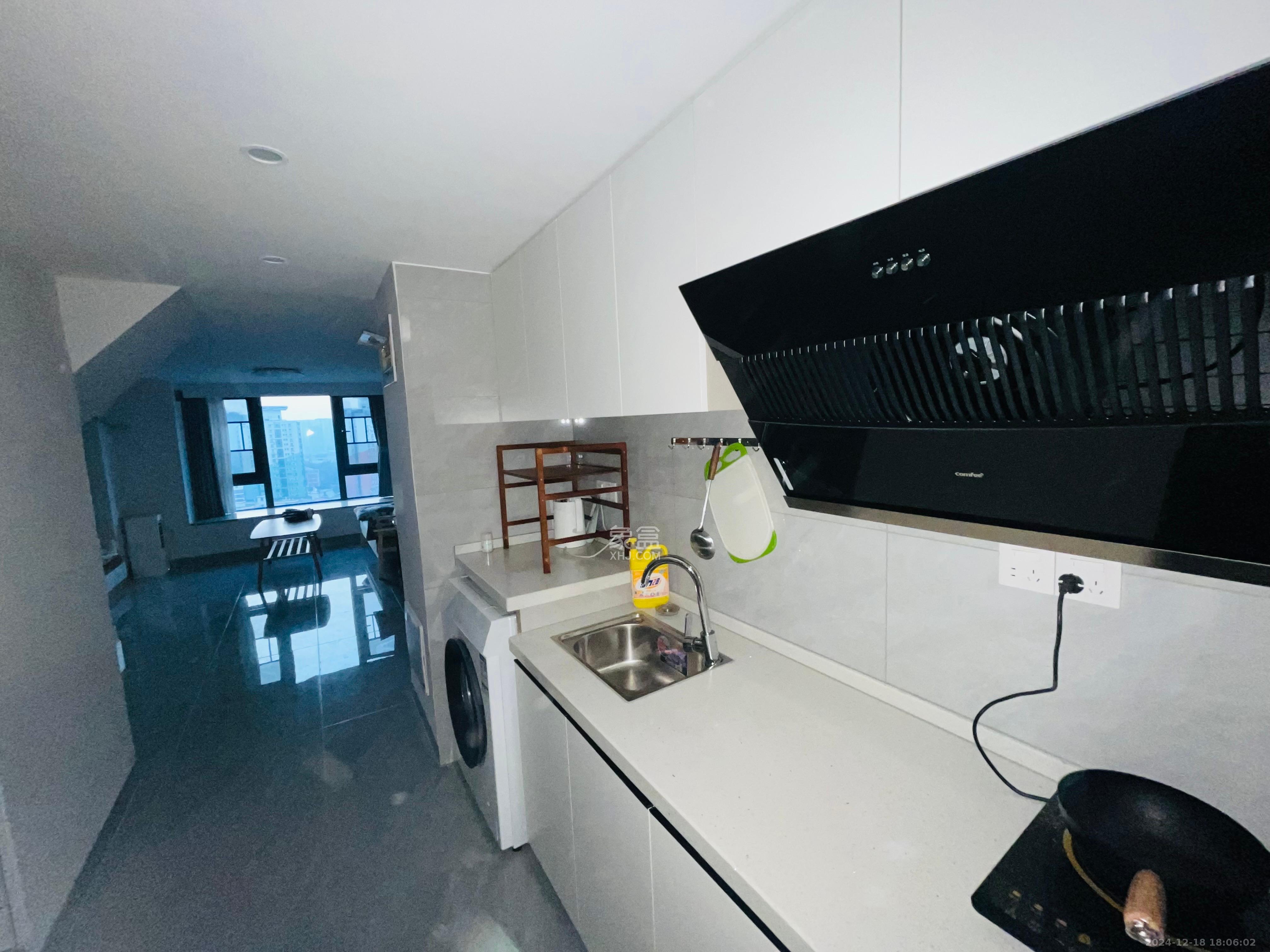 时代MOMA云PARK  2室1厅1卫    2600.0元/月 时代MOMA云PARK  2室1厅1卫    2600.0元/月室内图