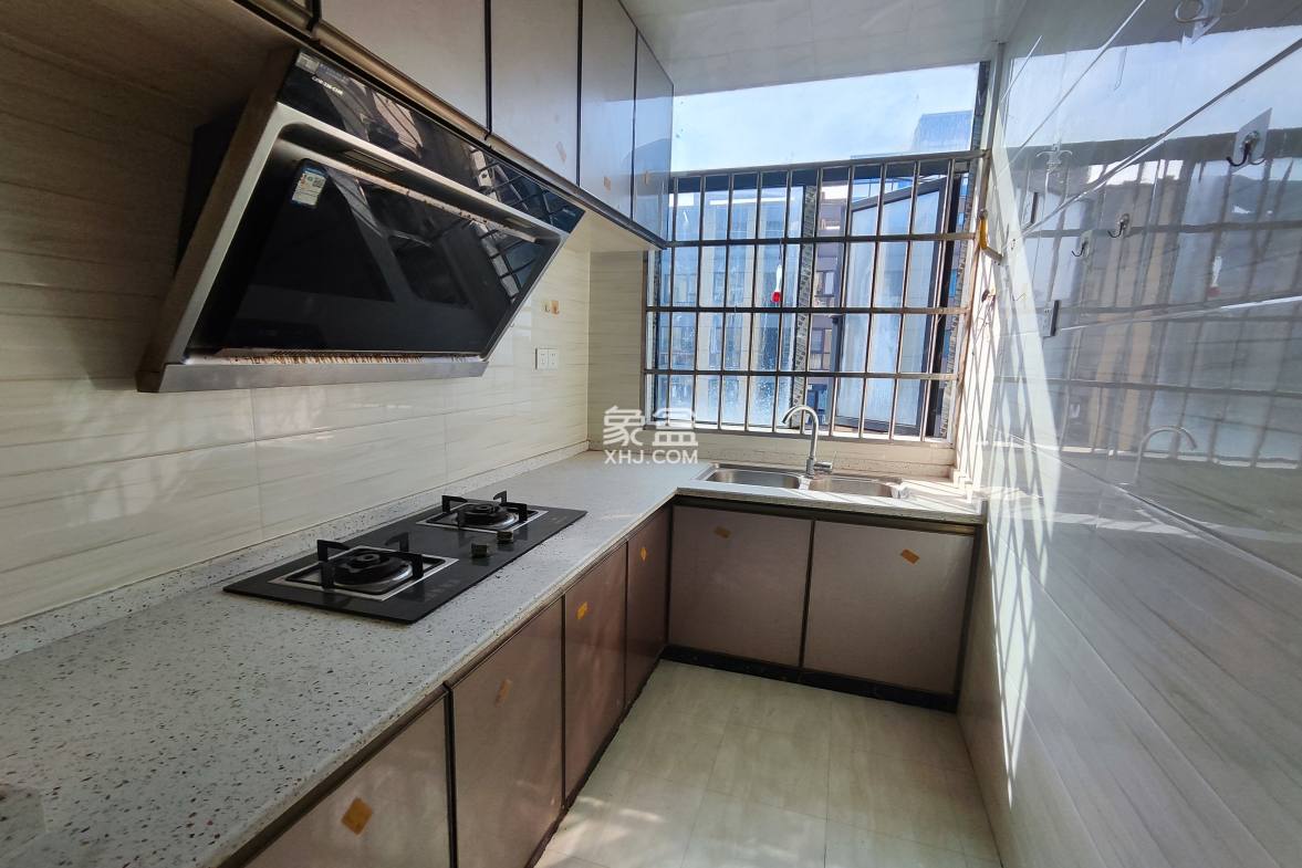 百弘学府城 1室1厅1卫 900.0元/月 百弘学府城 1室1厅1卫 900.0元/月室内图