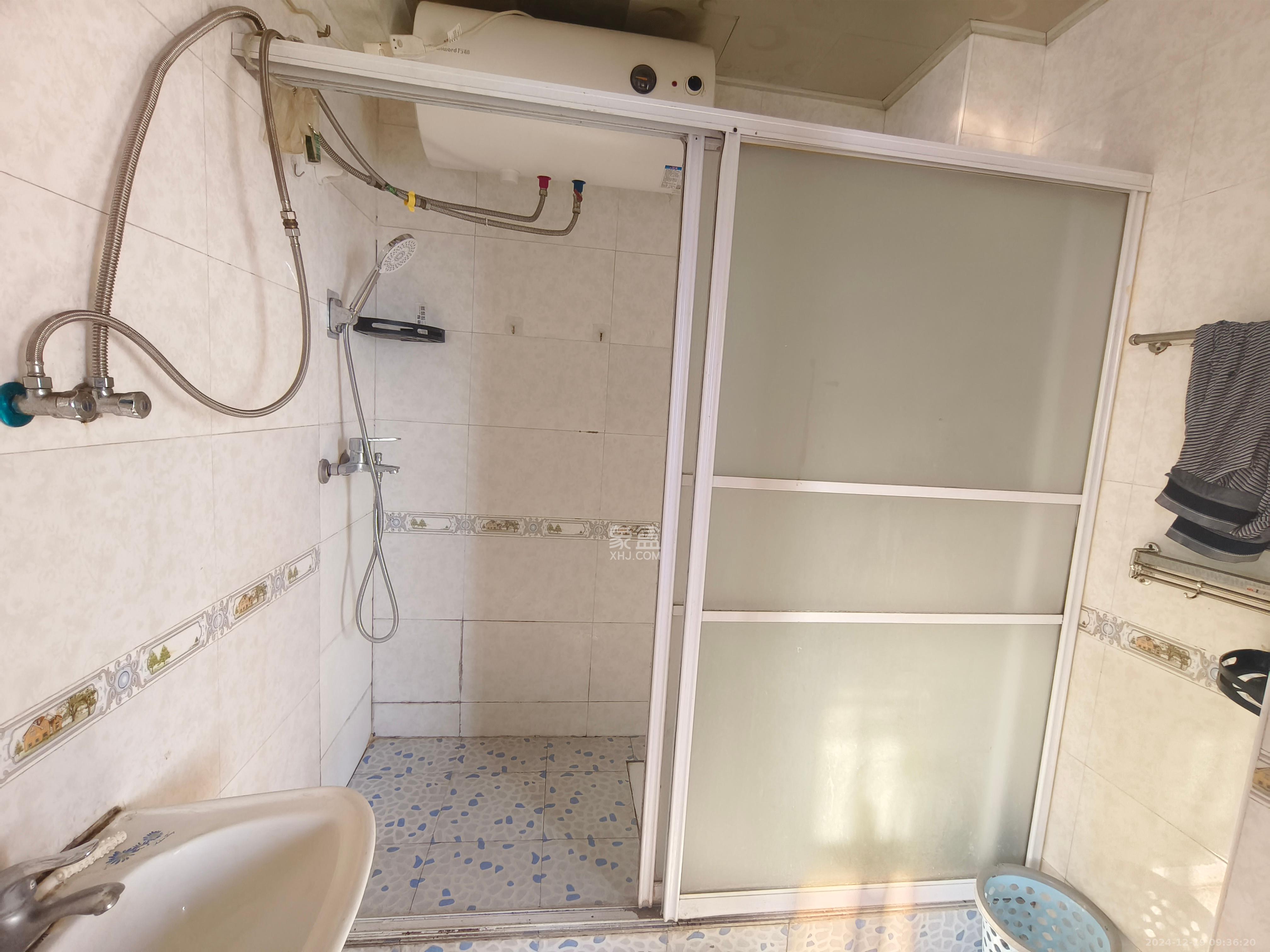 万象凯旋湾 1室1厅1卫 1500.0元/月 万象凯旋湾 1室1厅1卫 1500.0元/月室内图