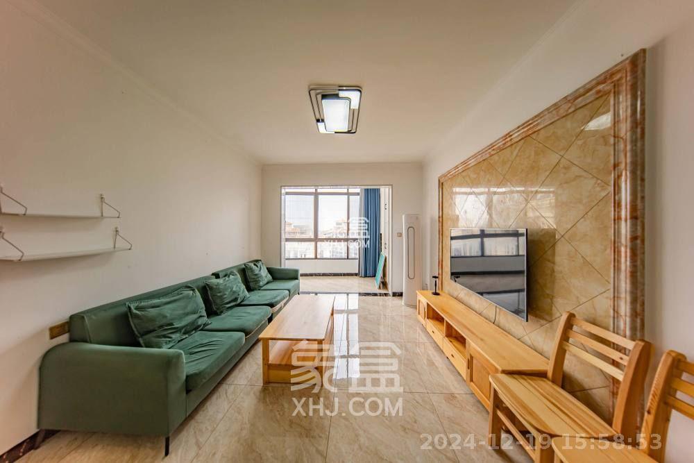 融创融公馆(融创臻苑)  3室2厅1卫    2200.0元/月 融创融公馆(融创臻苑)  3室2厅1卫    2200.0元/月