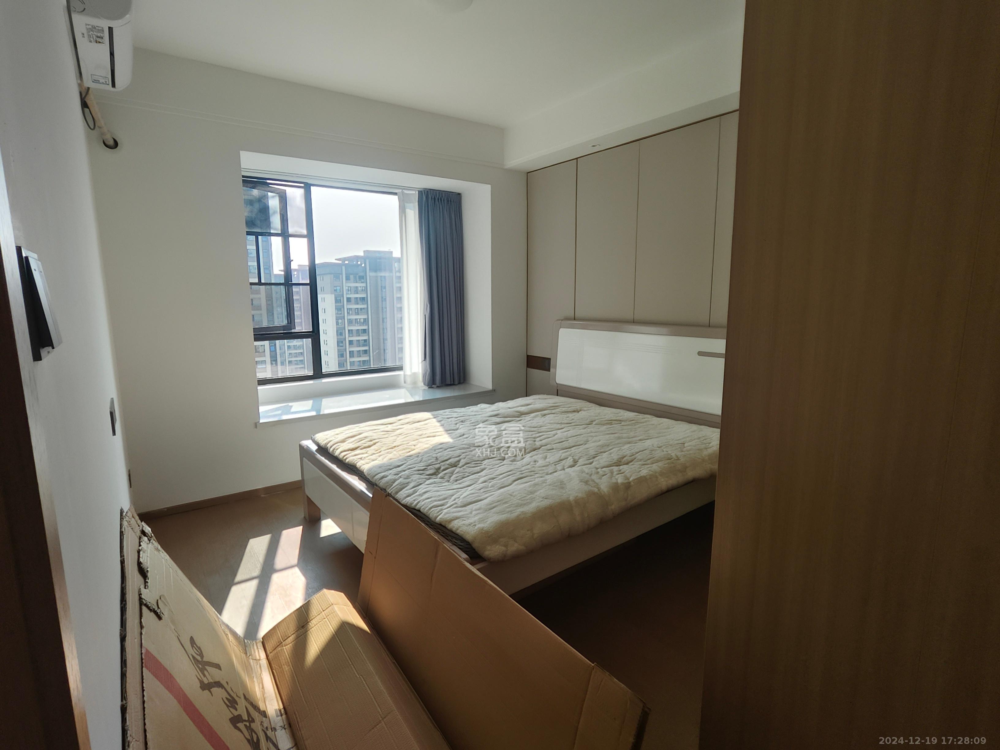 汉唐世家二期  3室1厅1卫   2600.00元/月室内图