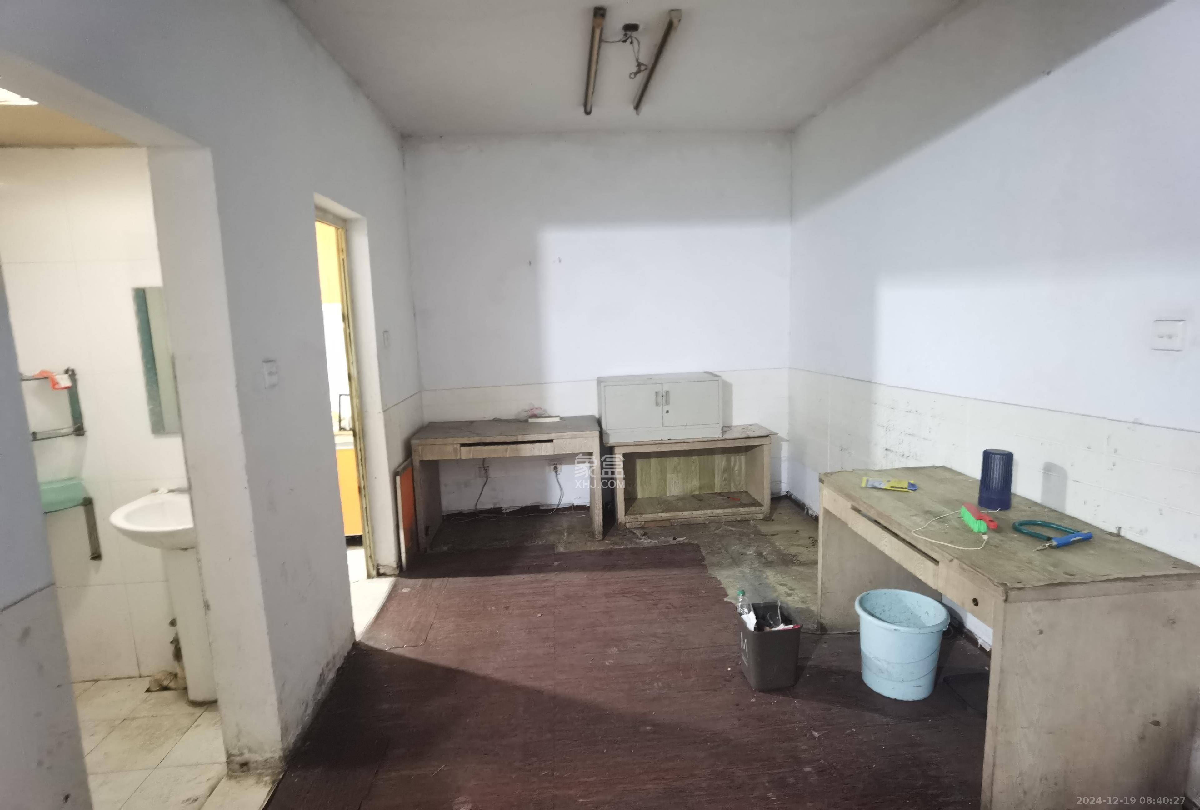 三重星都心  3室2厅1卫    3000.0元/月室内图