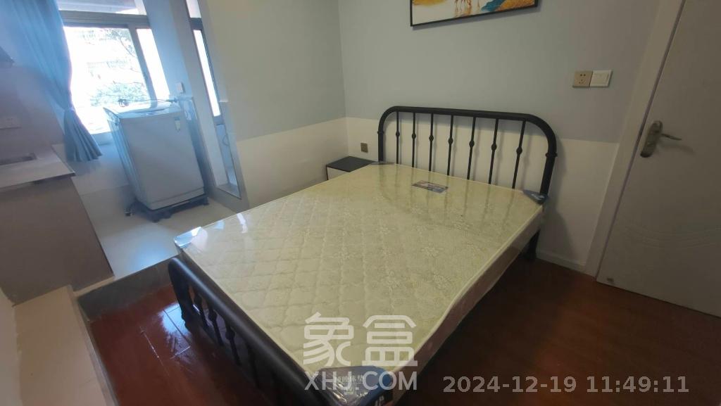 咸嘉花园  1室1厅1卫   1050.00元/月室内图