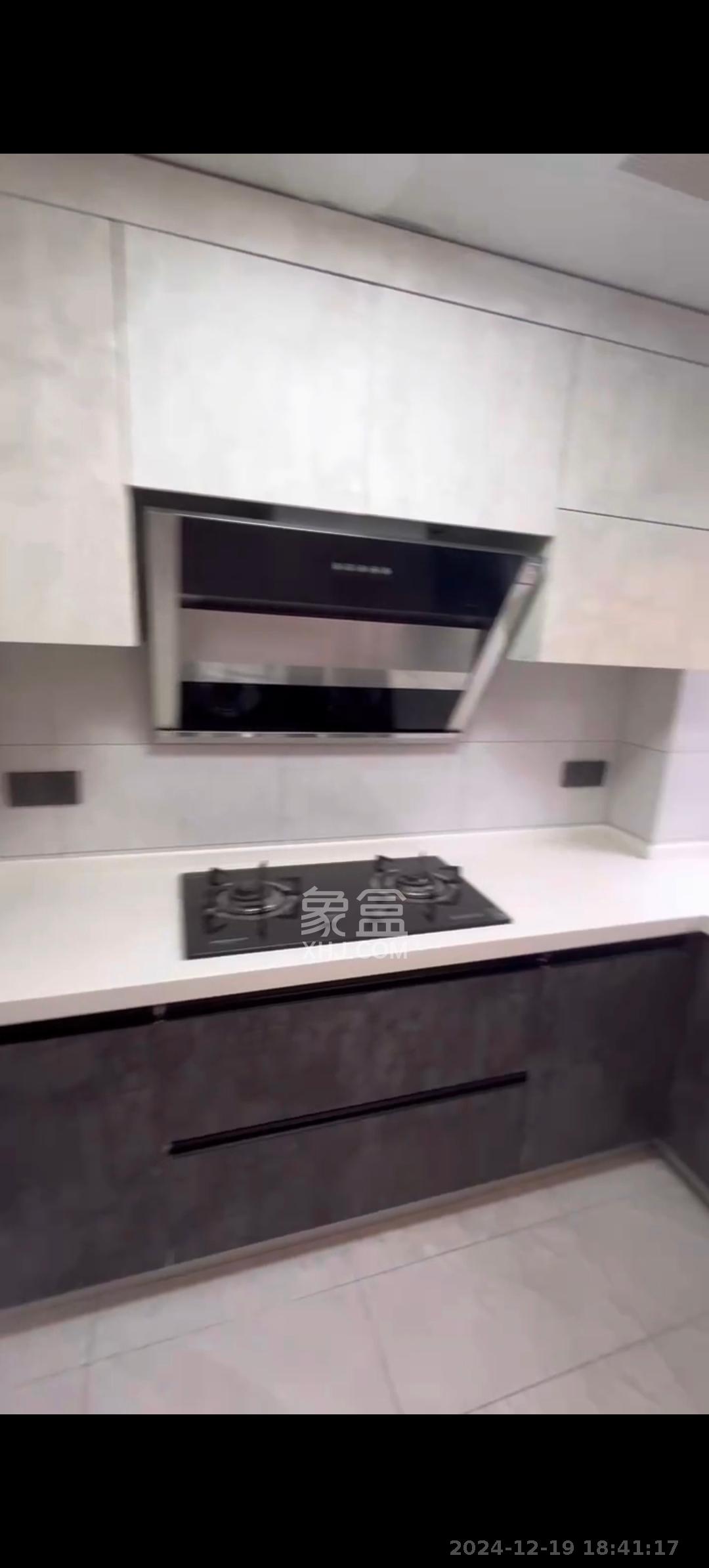 明发国际城 4室2厅2卫 2800.0元/月 明发国际城 4室2厅2卫 2800.0元/月室内图