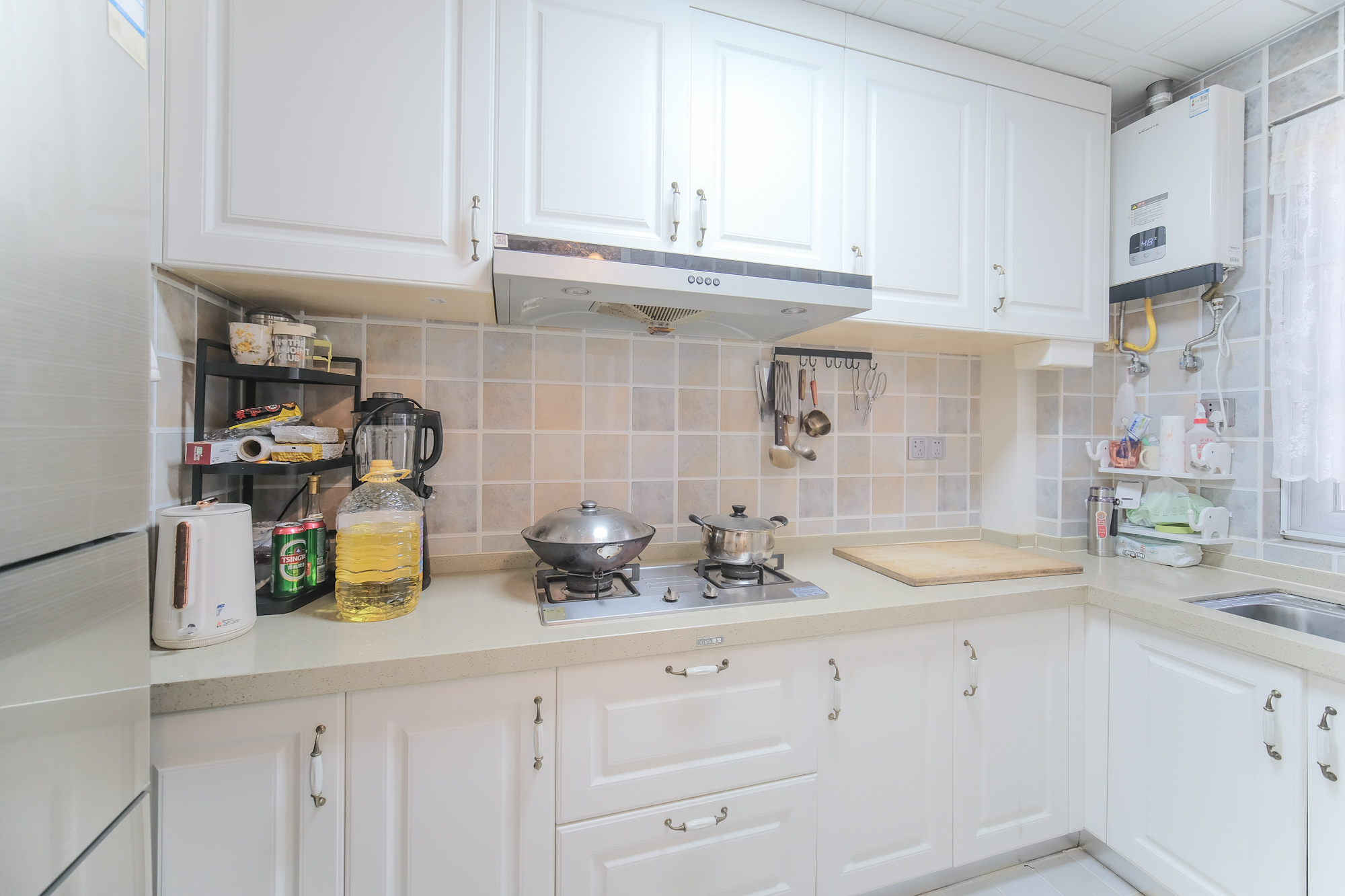 荣盛花语城  3室2厅1卫    80.0万 荣盛花语城  3室2厅1卫    80.0万厨房