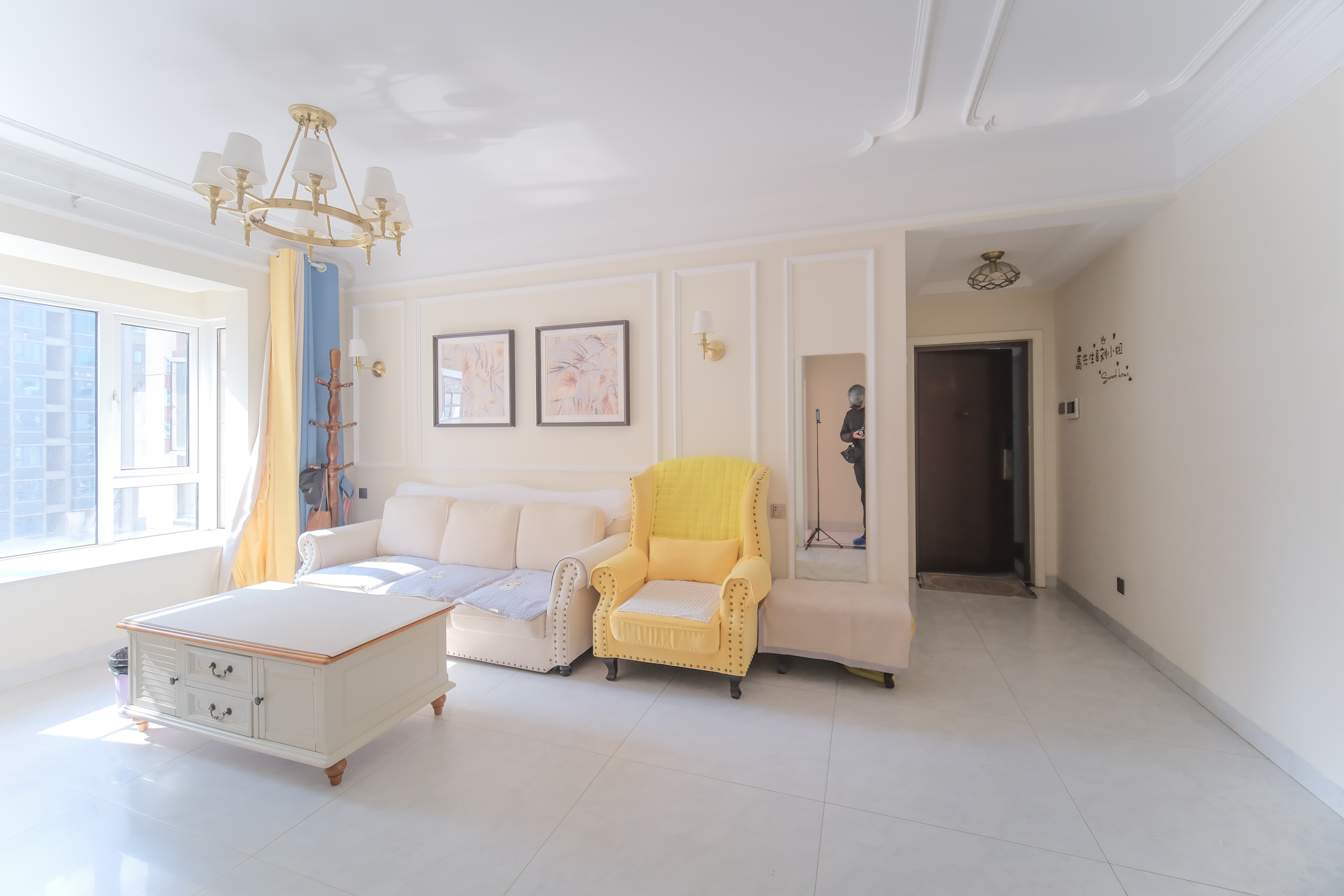 荣盛花语城  3室2厅1卫    80.0万 荣盛花语城  3室2厅1卫    80.0万客厅