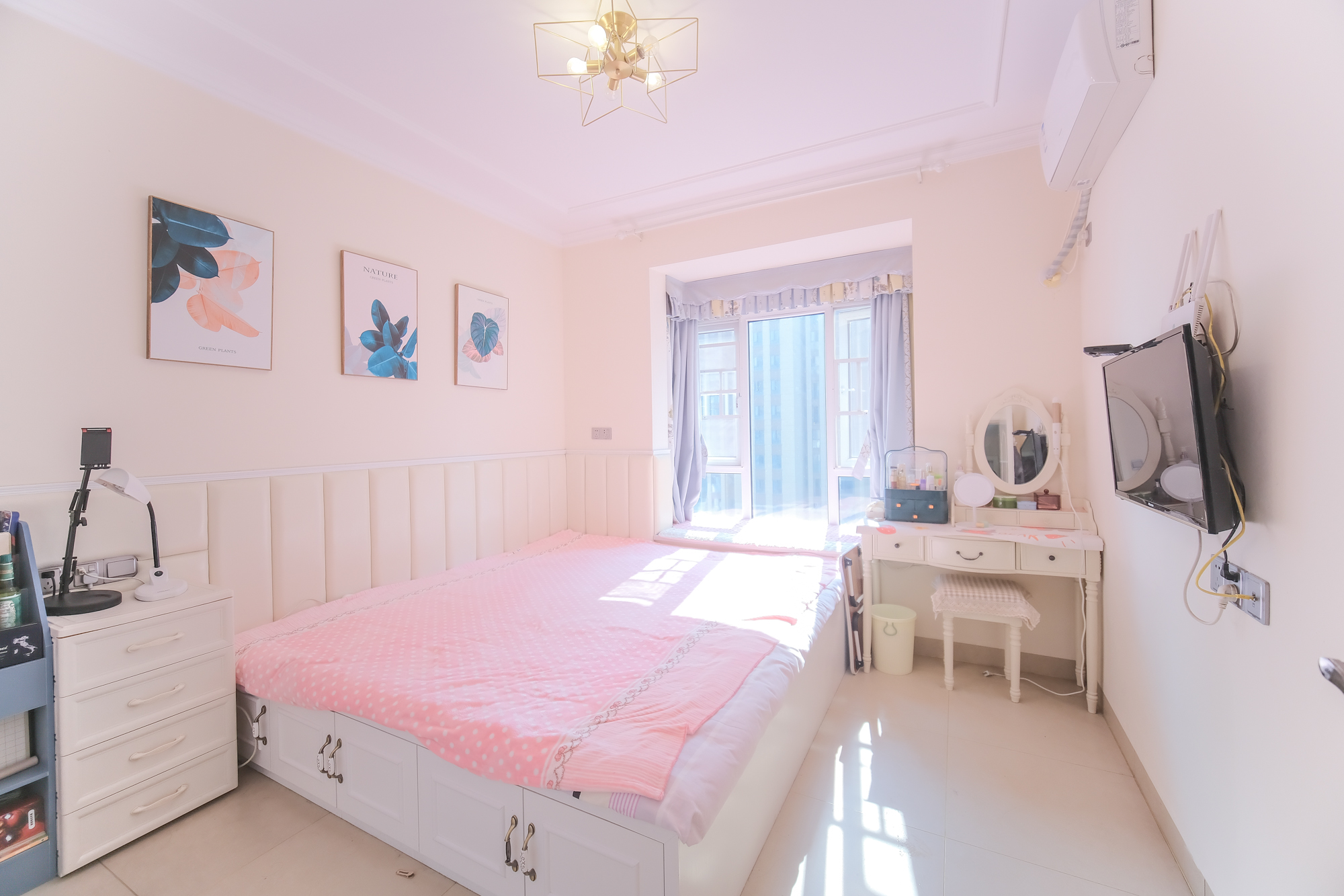 荣盛花语城  3室2厅1卫    80.0万 荣盛花语城  3室2厅1卫    80.0万卧室