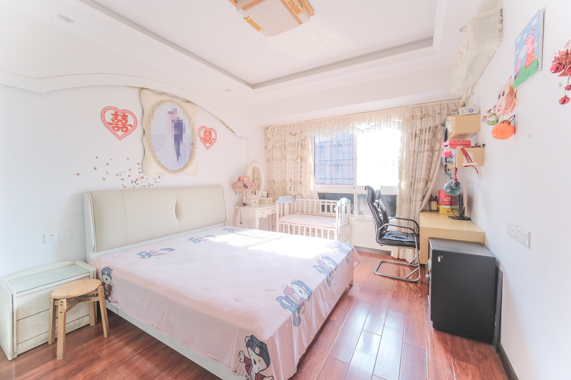 山水湾 3室2厅2卫 82.8万 山水湾 3室2厅2卫 82.8万卧室