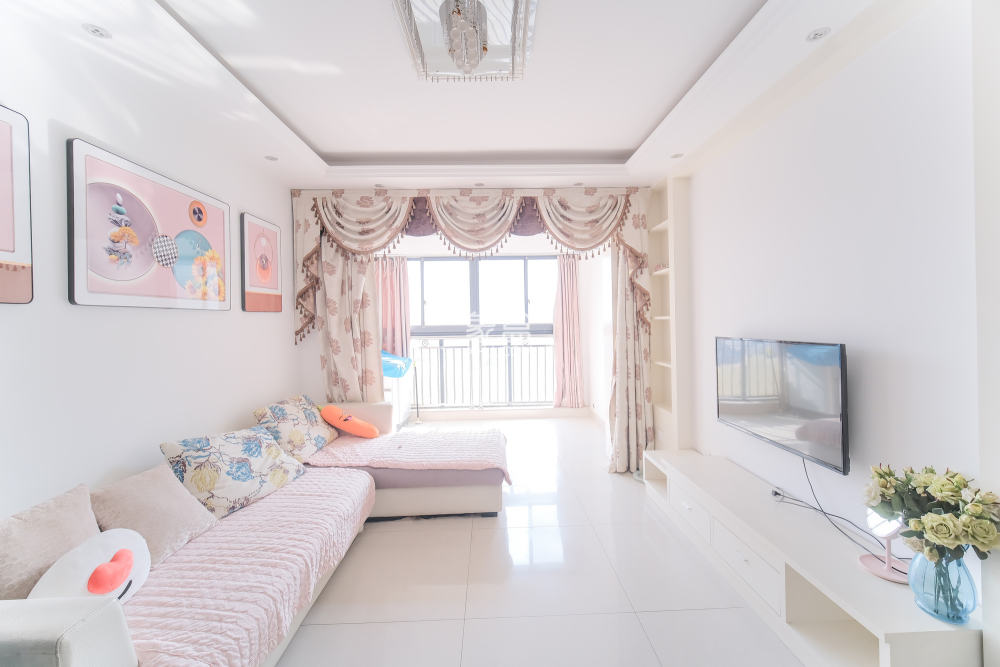 花样年华  3室2厅1卫    52.0万