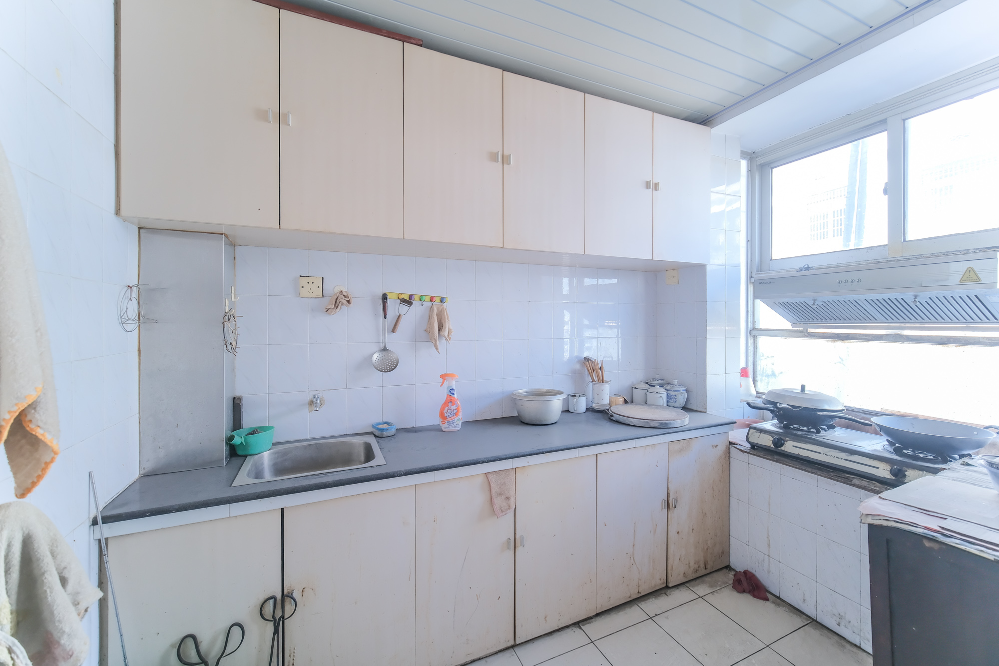 星邻北苑  3室2厅1卫    48.0万 星邻北苑  3室2厅1卫    48.0万厨房