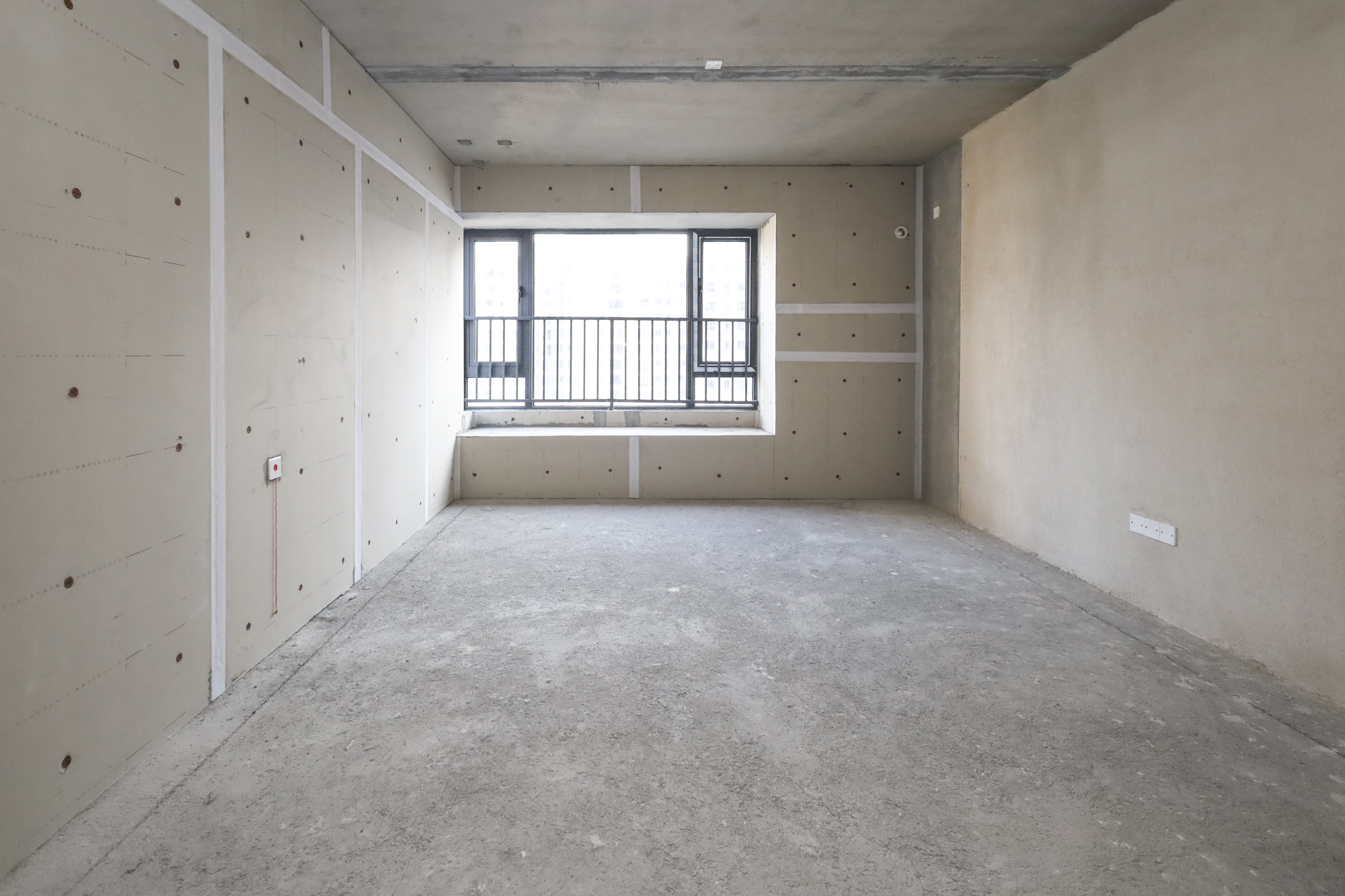 长沙北中心保利时代B区 5室2厅3卫 225.0万 长沙北中心保利时代B区 5室2厅3卫 225.0万卧室