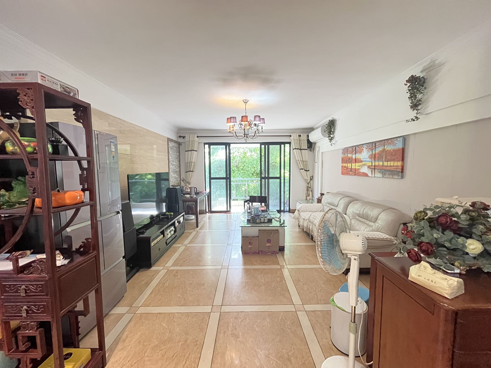 西岭华庭 4室2厅2卫 260.0万 西岭华庭 4室2厅2卫 260.0万室内图