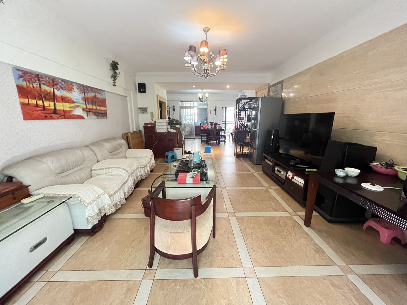 西岭华庭 4室2厅2卫 260.0万 西岭华庭 4室2厅2卫 260.0万室内图