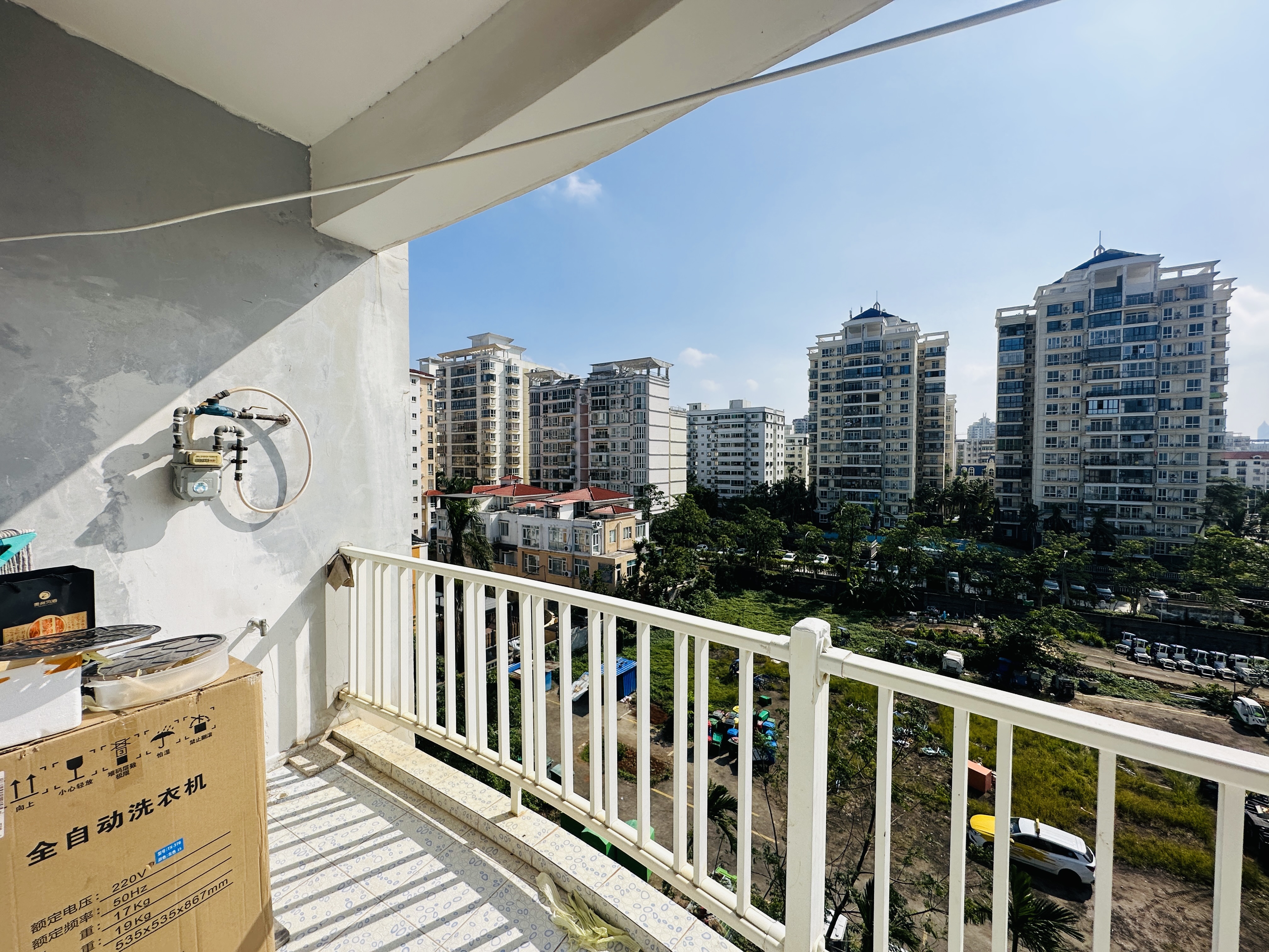 良缘雅苑 5室3厅2卫 265.0万 良缘雅苑 5室3厅2卫 265.0万阳台