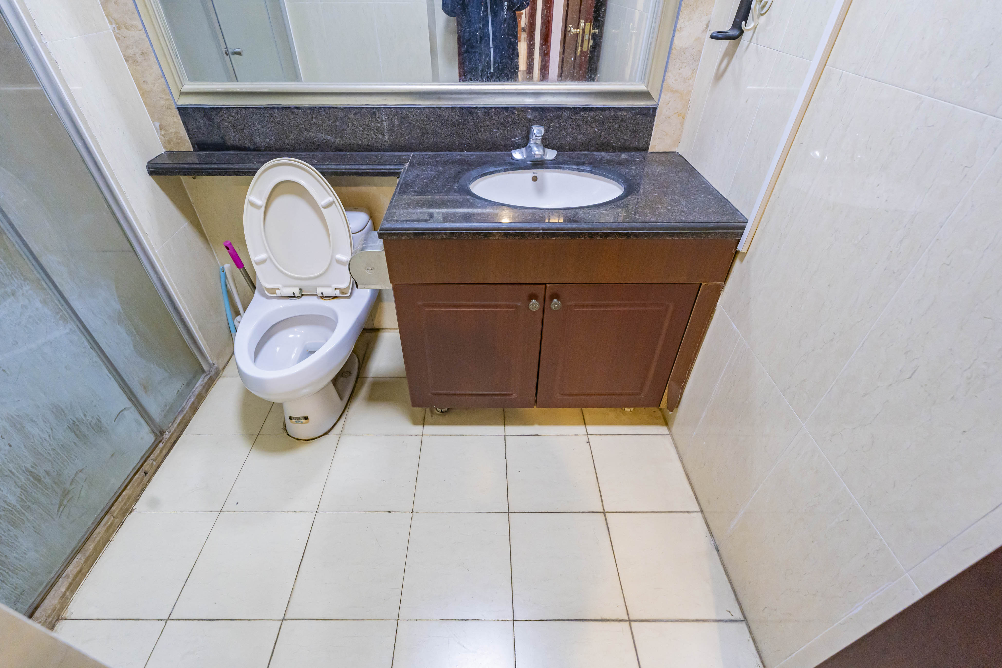 恒大雅苑 3室2厅2卫 107.0万 恒大雅苑 3室2厅2卫 107.0万卫生间