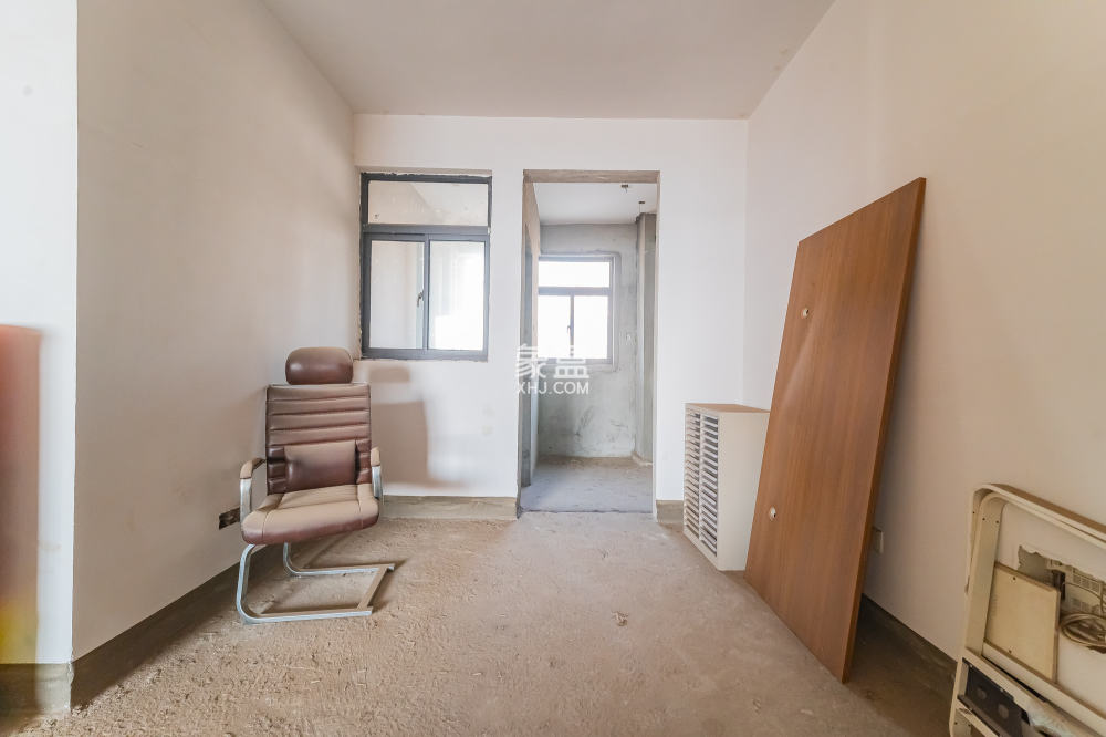 幸福里润城（幸福里二期）  3室2厅2卫    71.0万