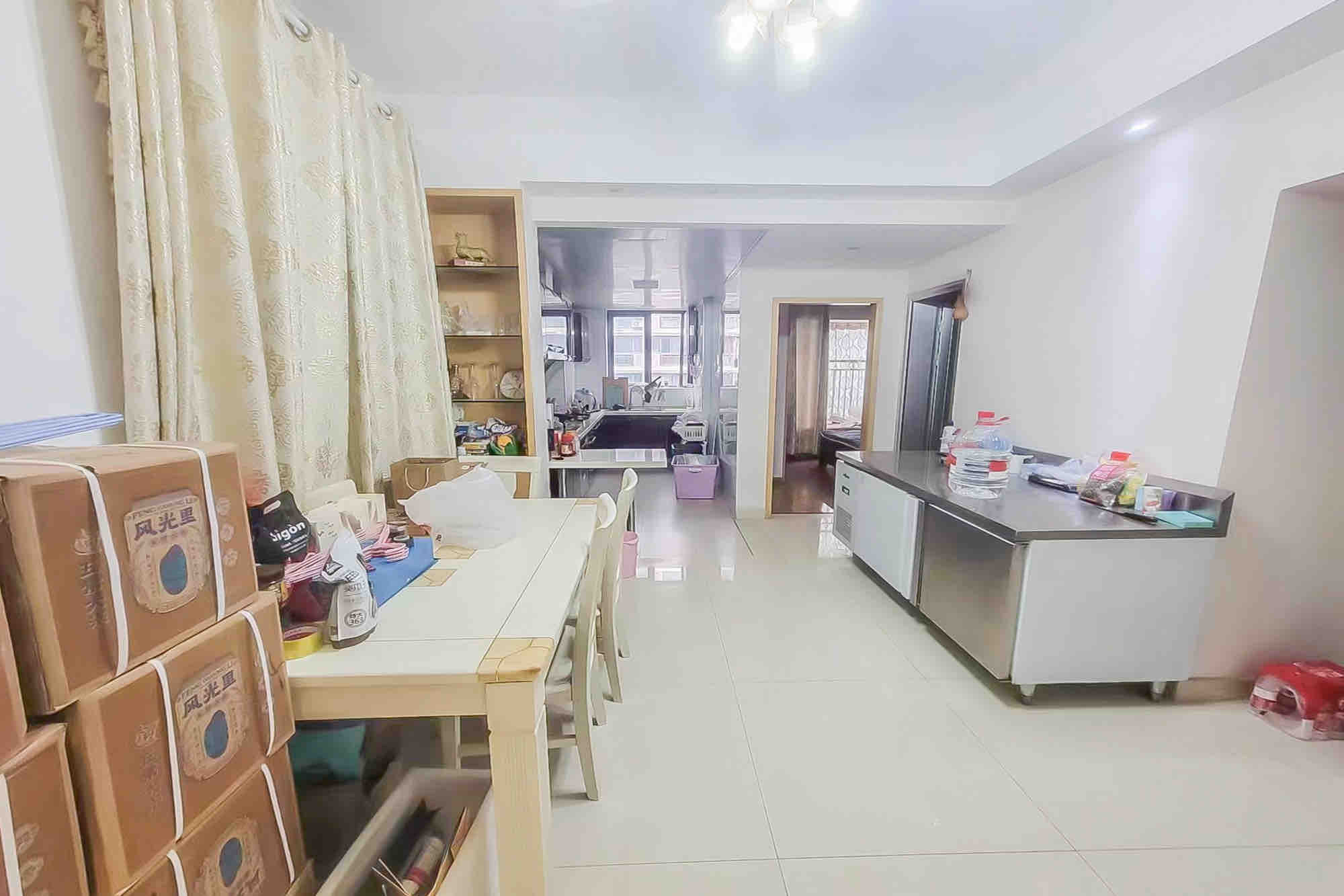 锦绣世纪  4室1厅2卫    3600.0元/月 锦绣世纪  4室1厅2卫    3600.0元/月