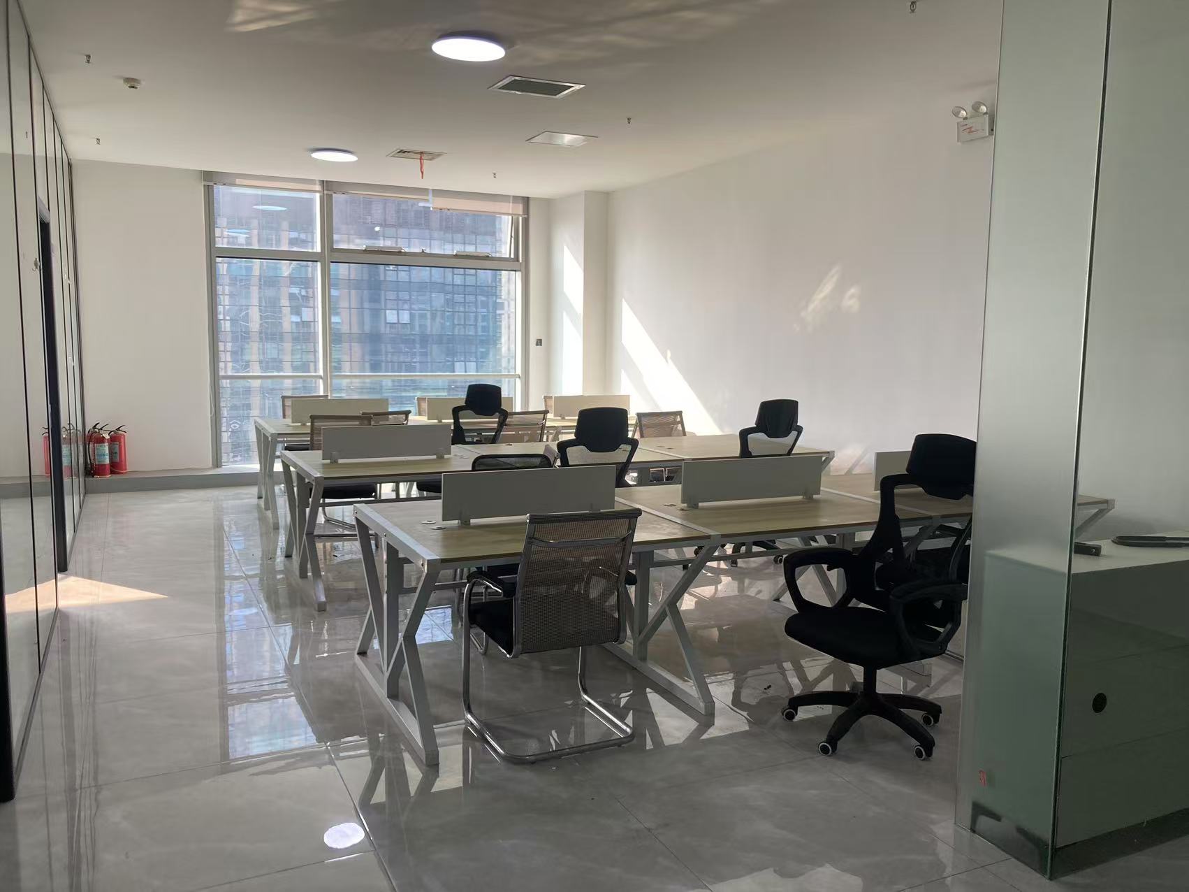 湘江财富金融中心   140.0㎡      10000.0元/月室内图