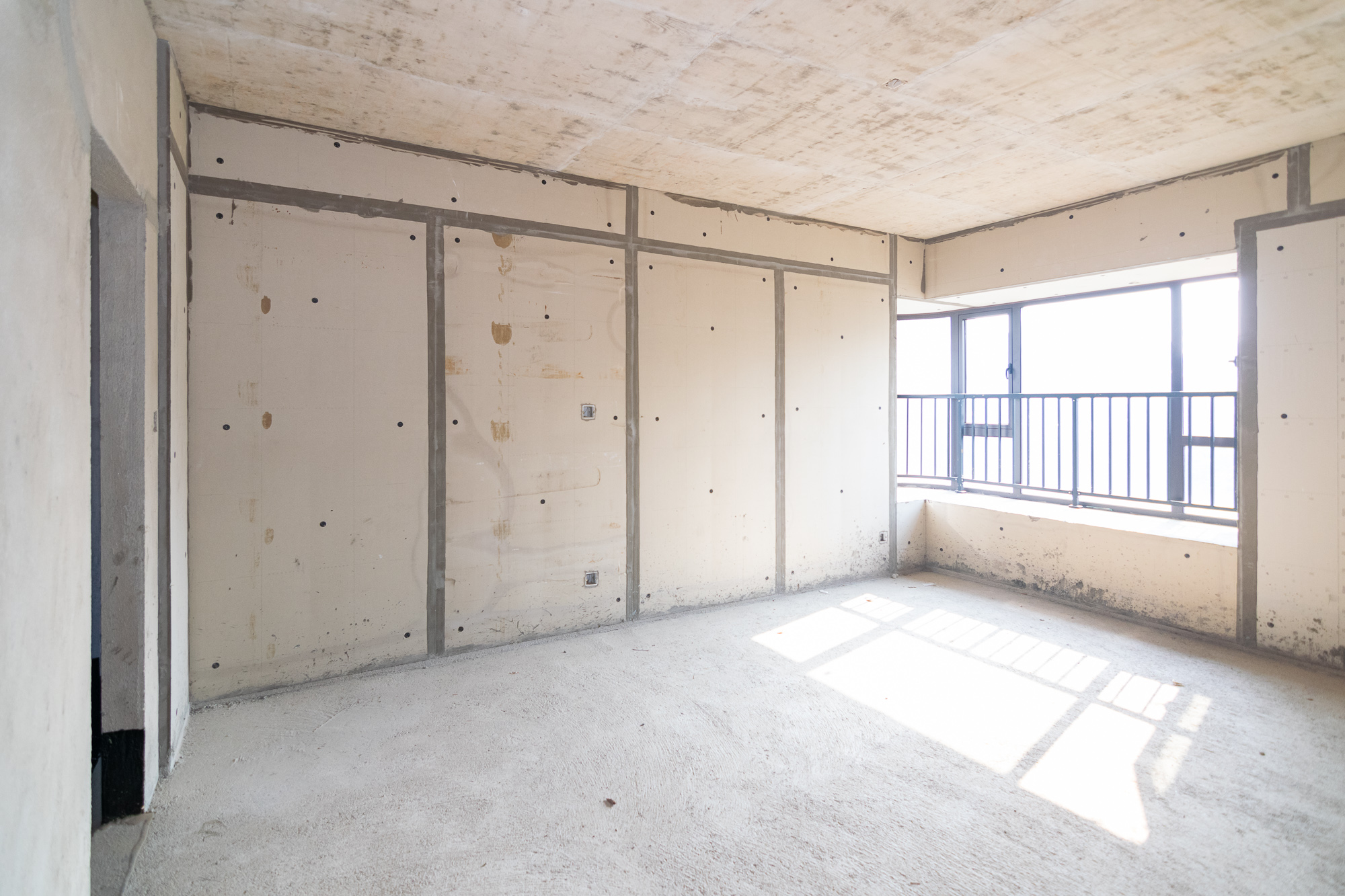 润和谷山郡(悦禧山庄水榭花都)  5室2厅2卫    152.0万 润和谷山郡(悦禧山庄水榭花都)  5室2厅2卫    152.0万卧室