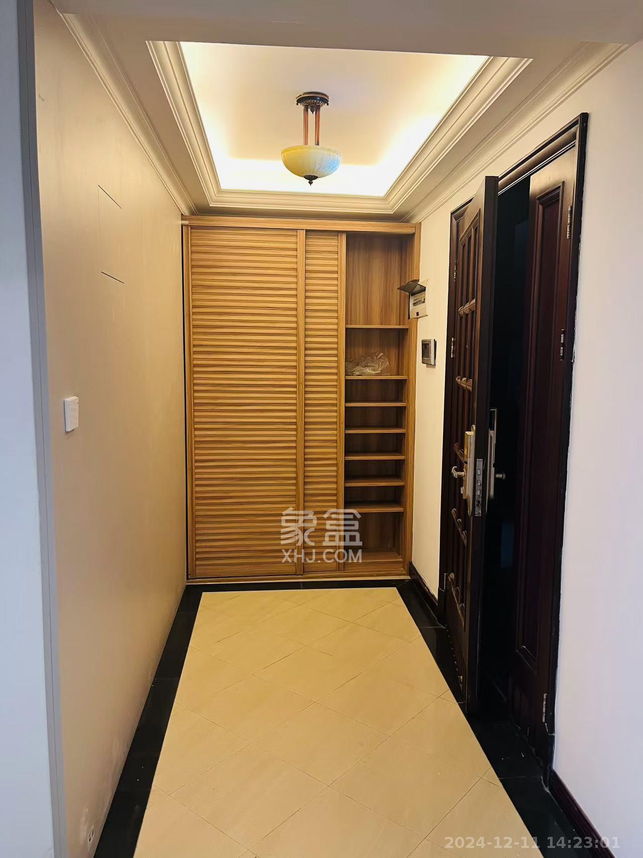 中隆国际御玺 4室2厅1卫 7000.0元/月 中隆国际御玺 4室2厅1卫 7000.0元/月室内图