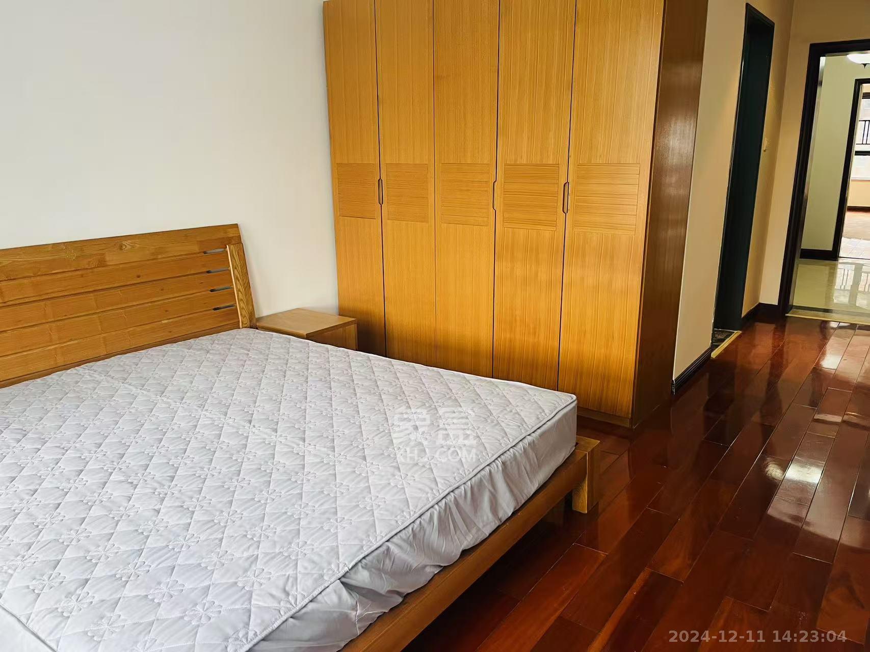 中隆国际御玺 4室2厅1卫 7000.0元/月 中隆国际御玺 4室2厅1卫 7000.0元/月室内图