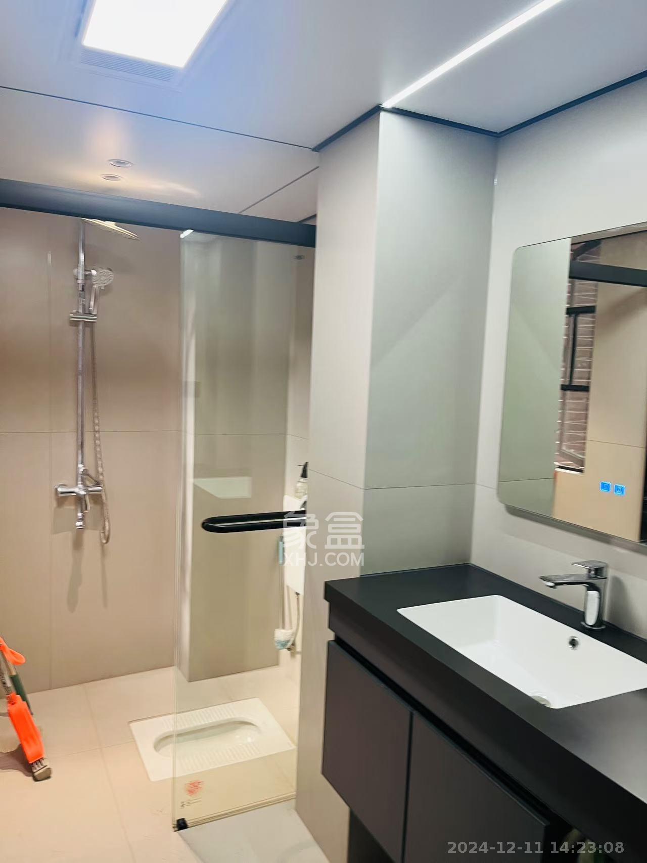 中隆国际御玺 4室2厅1卫 7000.0元/月 中隆国际御玺 4室2厅1卫 7000.0元/月室内图