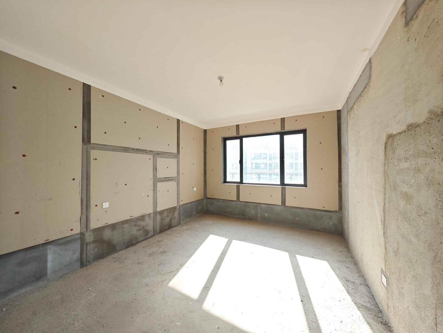 长房岭秀时代 4室2厅2卫 163.0万 长房岭秀时代 4室2厅2卫 163.0万卧室