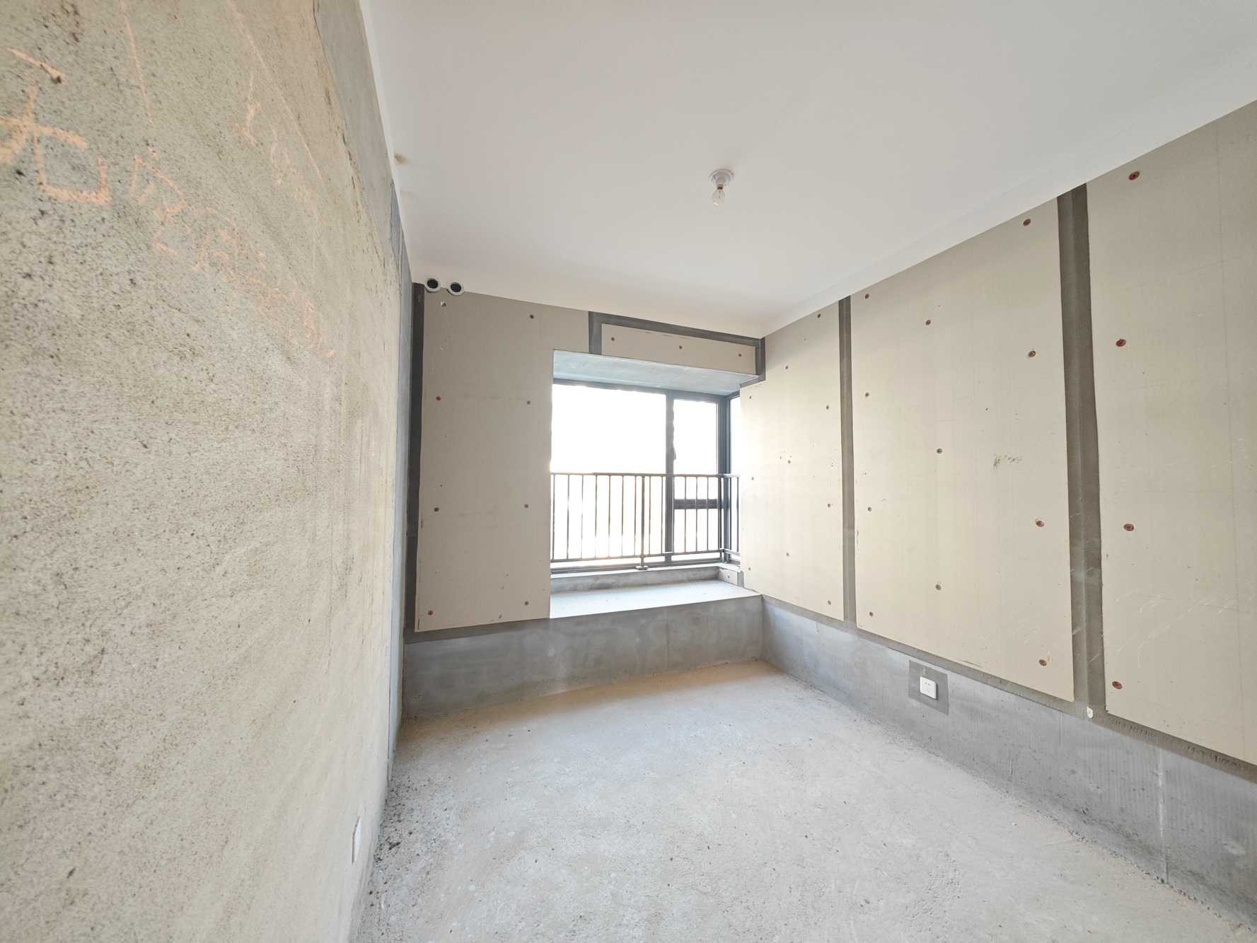 长房岭秀时代 4室2厅2卫 163.0万 长房岭秀时代 4室2厅2卫 163.0万卧室