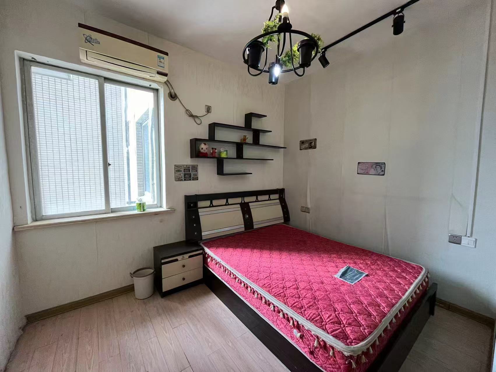 冠城江景 4室2厅2卫 2600.0元/月 冠城江景 4室2厅2卫 2600.0元/月室内图