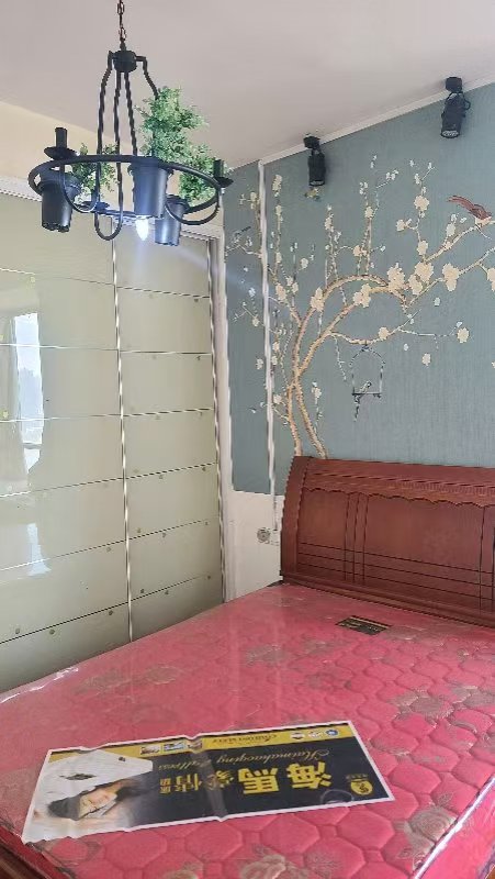 冠城江景 4室2厅2卫 2600.0元/月 冠城江景 4室2厅2卫 2600.0元/月室内图