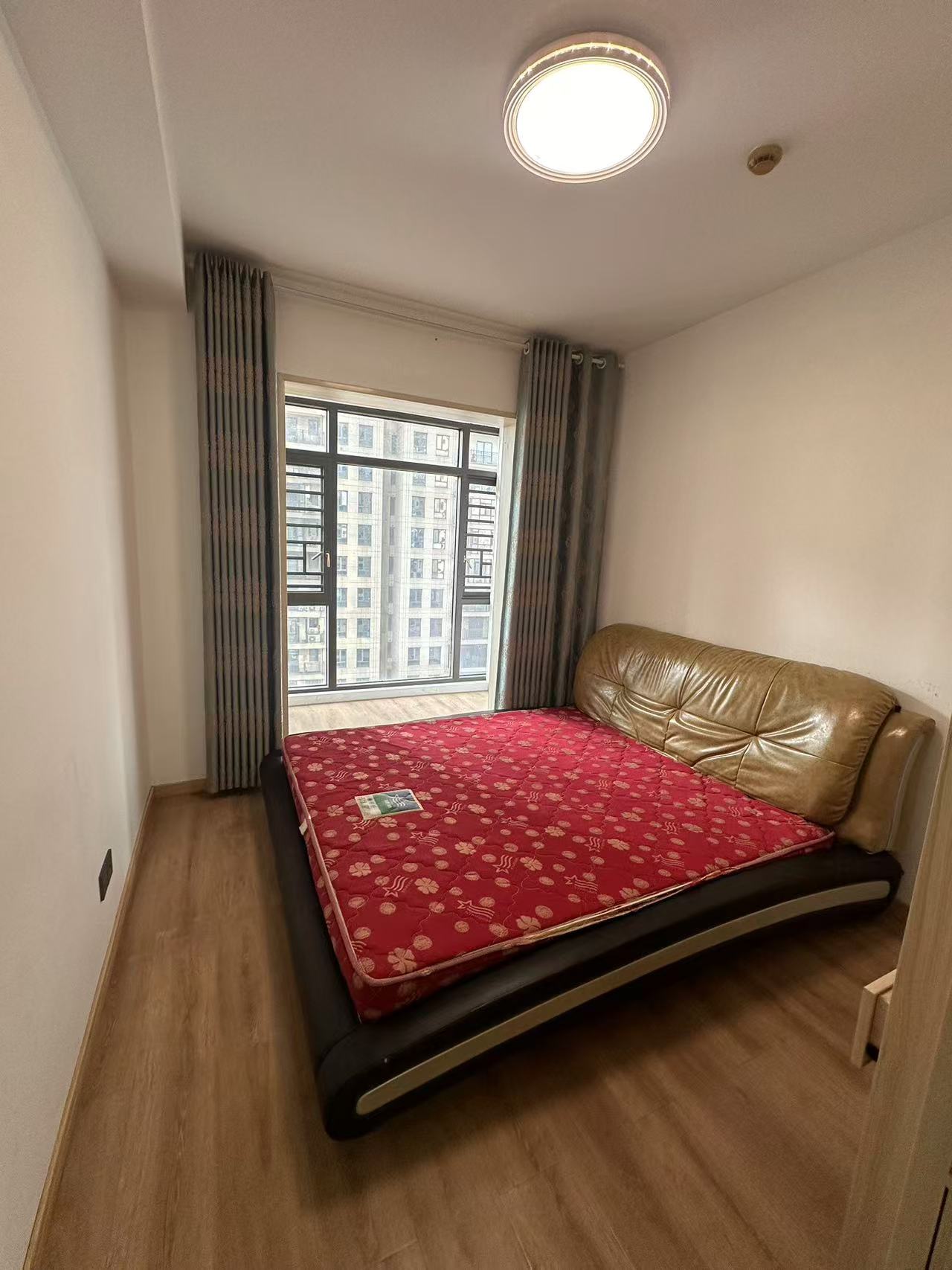 梅溪湖金茂湾  3室2厅2卫    3500.0元/月 梅溪湖金茂湾  3室2厅2卫    3500.0元/月室内图