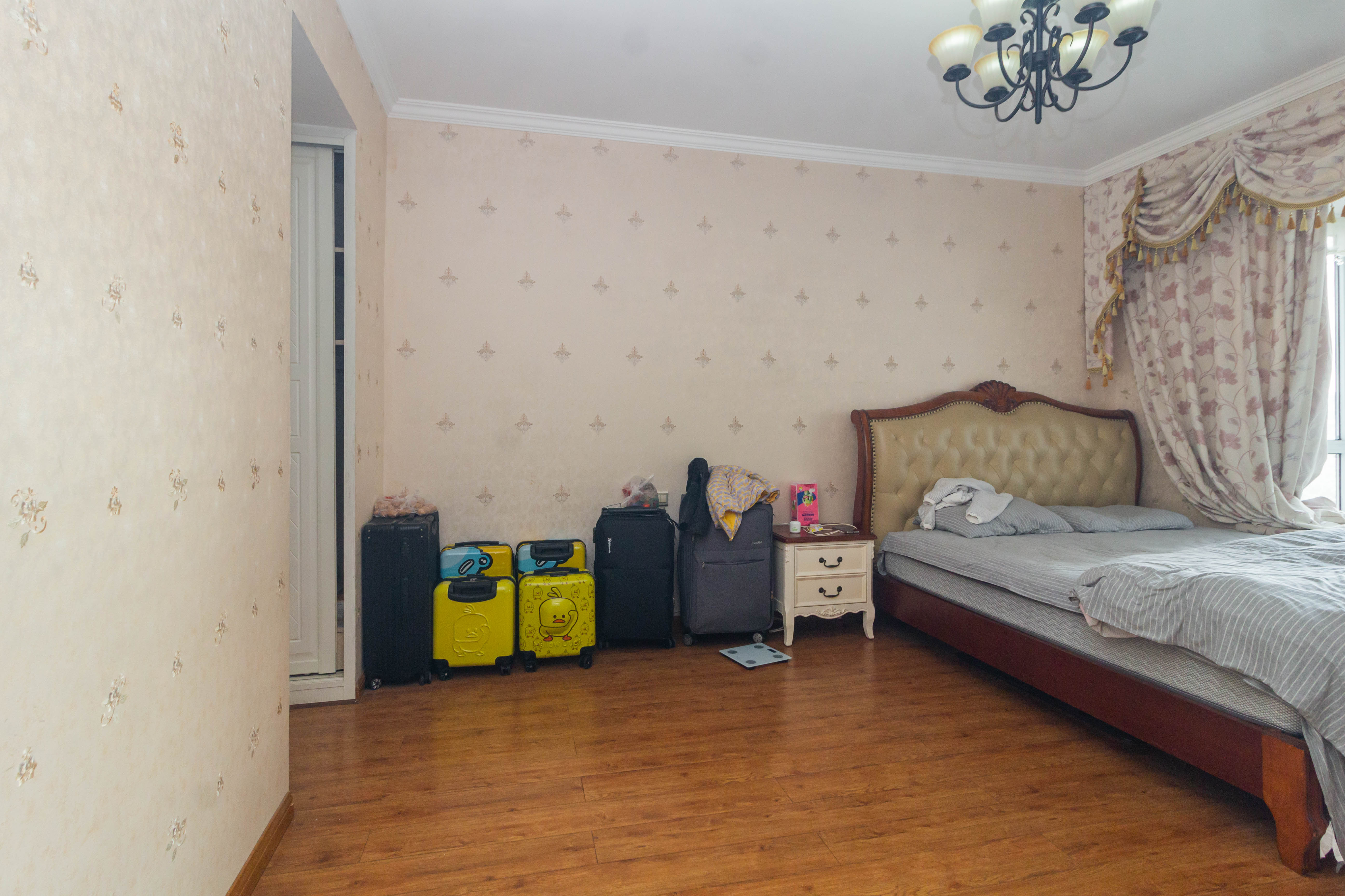 未来蜂巢 3室2厅2卫 61.8万 未来蜂巢 3室2厅2卫 61.8万卧室