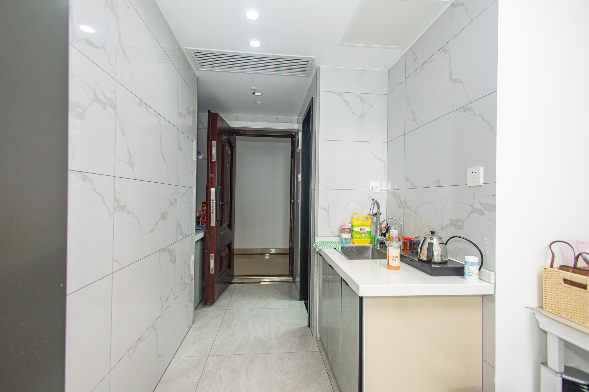 明城广场  2室1厅1卫    39.8万厨房