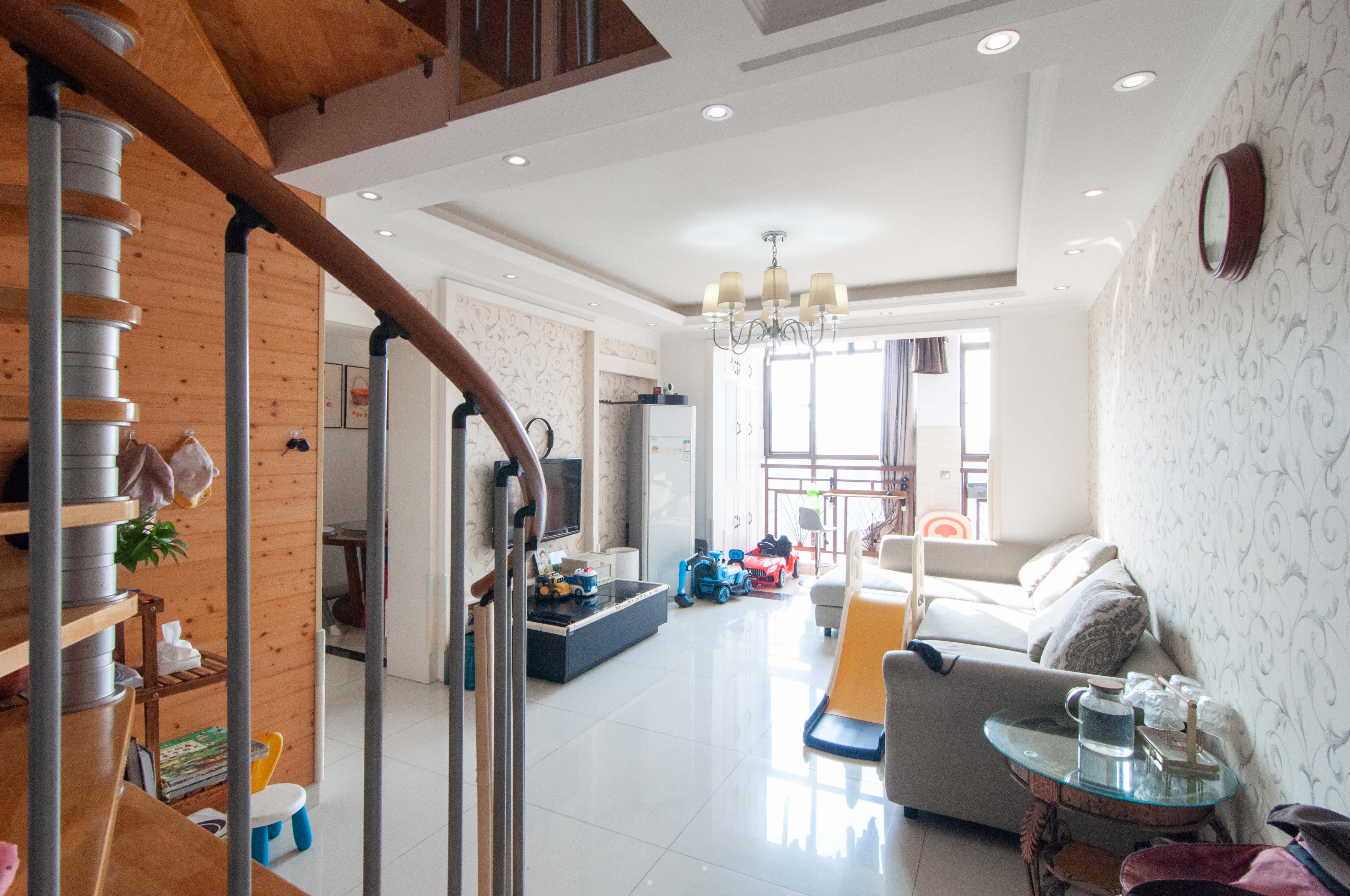 高信向日葵  4室2厅2卫    129.0万 高信向日葵  4室2厅2卫    129.0万其他