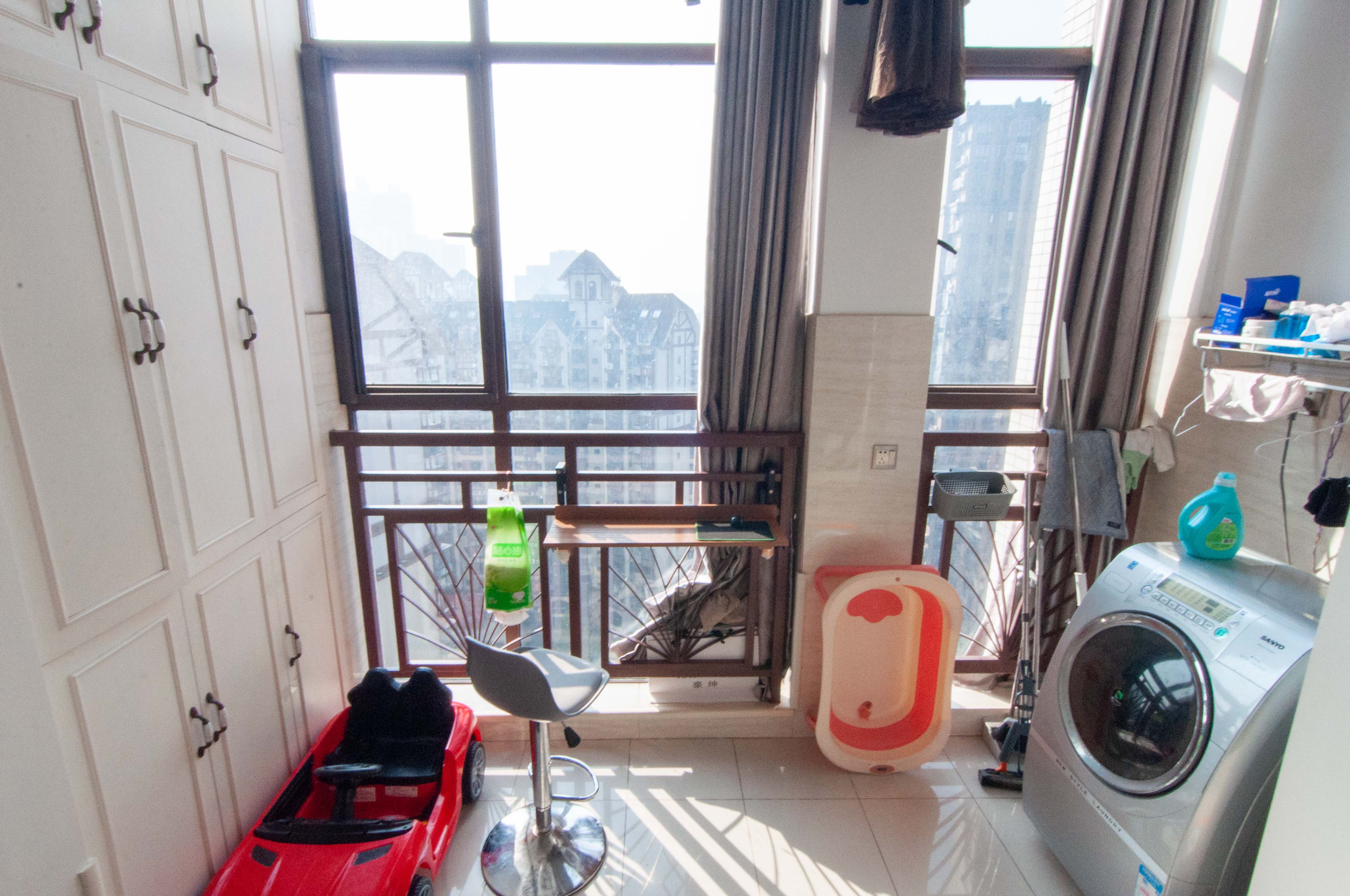 高信向日葵  4室2厅2卫    129.0万 高信向日葵  4室2厅2卫    129.0万其他