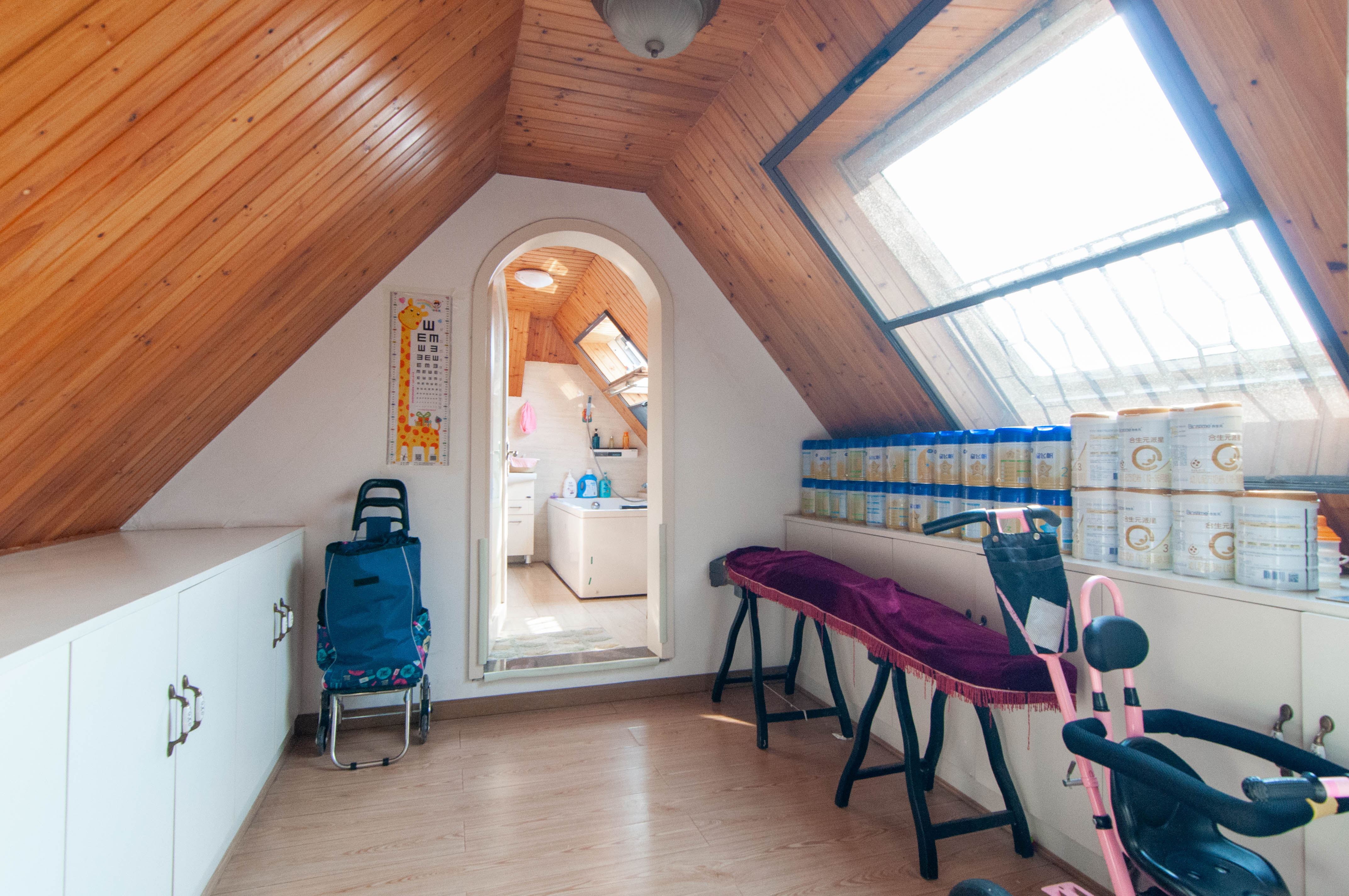 高信向日葵  4室2厅2卫    129.0万 高信向日葵  4室2厅2卫    129.0万其他