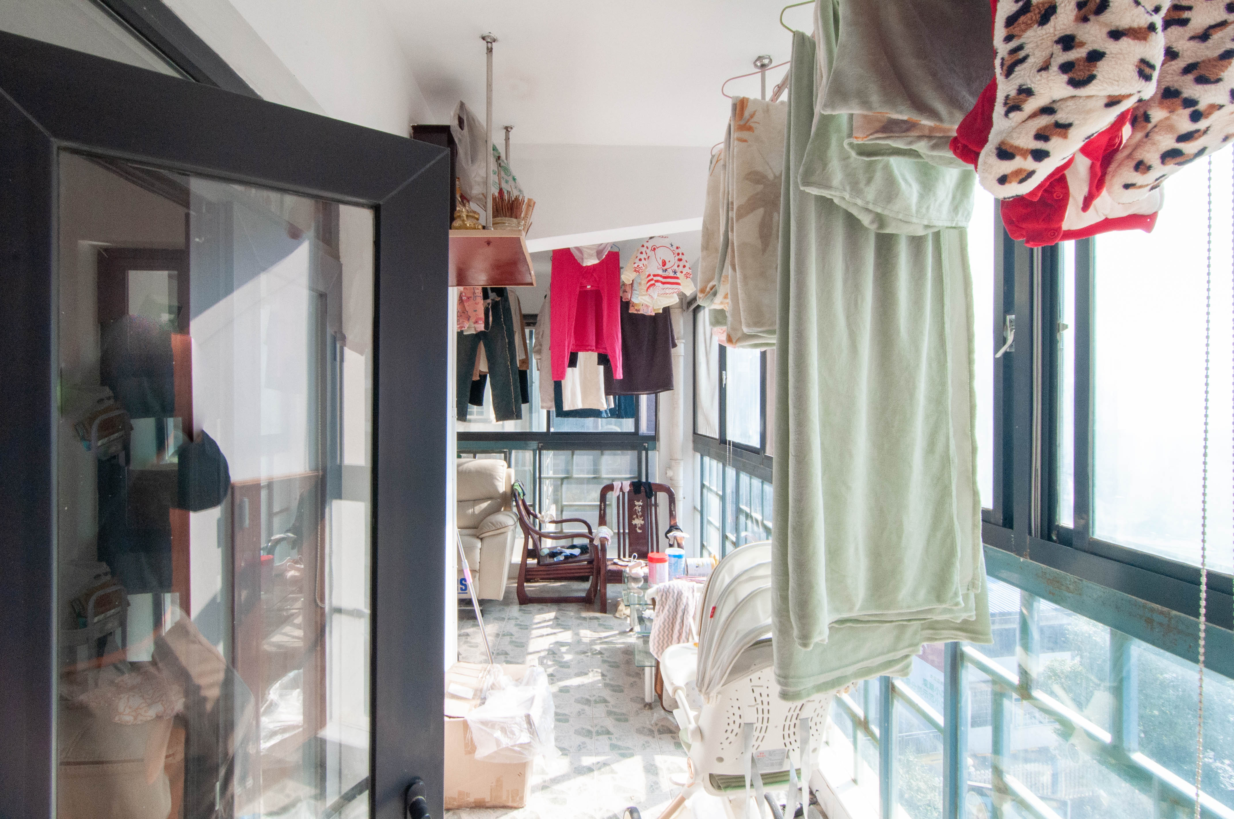 西子湖畔沃府 3室2厅2卫 118.0万 西子湖畔沃府 3室2厅2卫 118.0万其他