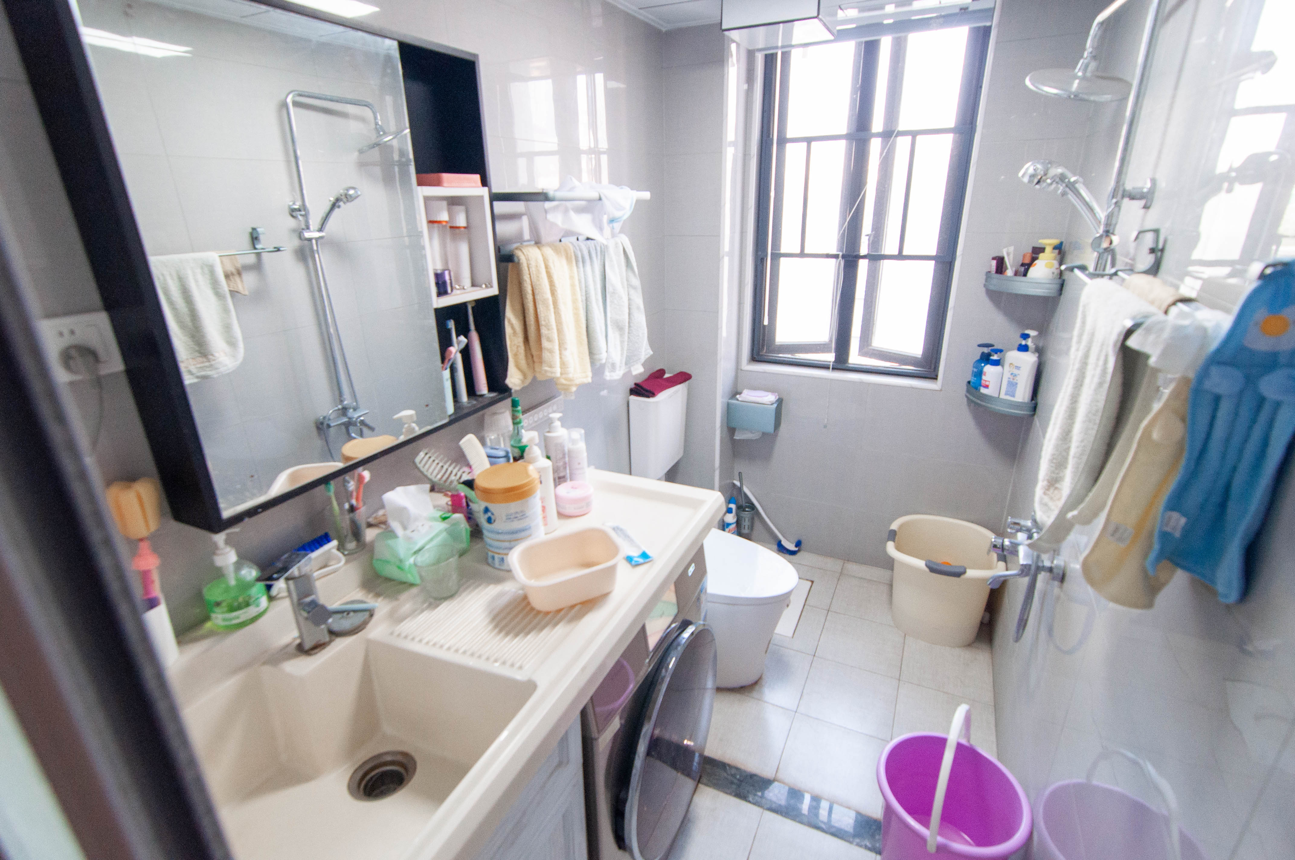 西子湖畔沃府 3室2厅2卫 118.0万 西子湖畔沃府 3室2厅2卫 118.0万卫生间