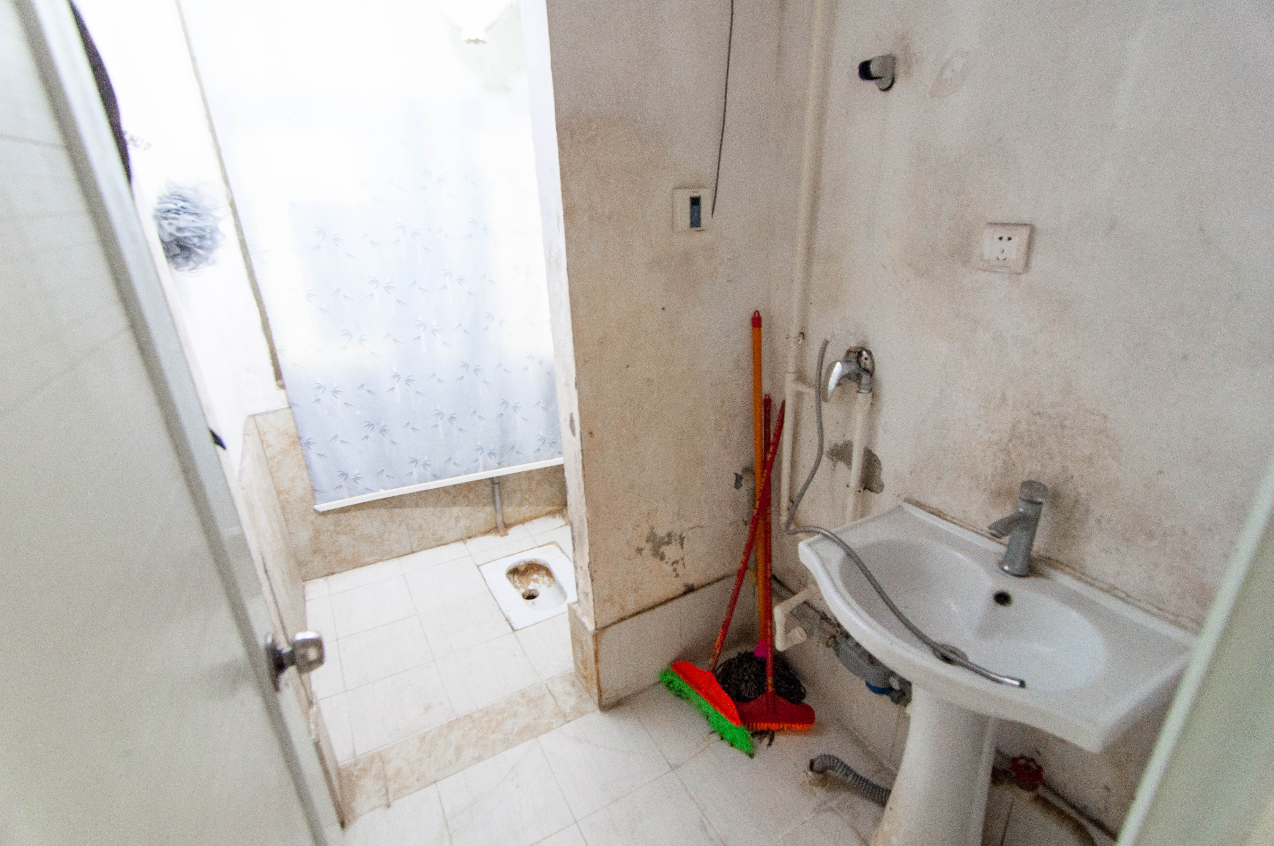 麓谷加州阳光 3室2厅2卫 90.8万 麓谷加州阳光 3室2厅2卫 90.8万其他