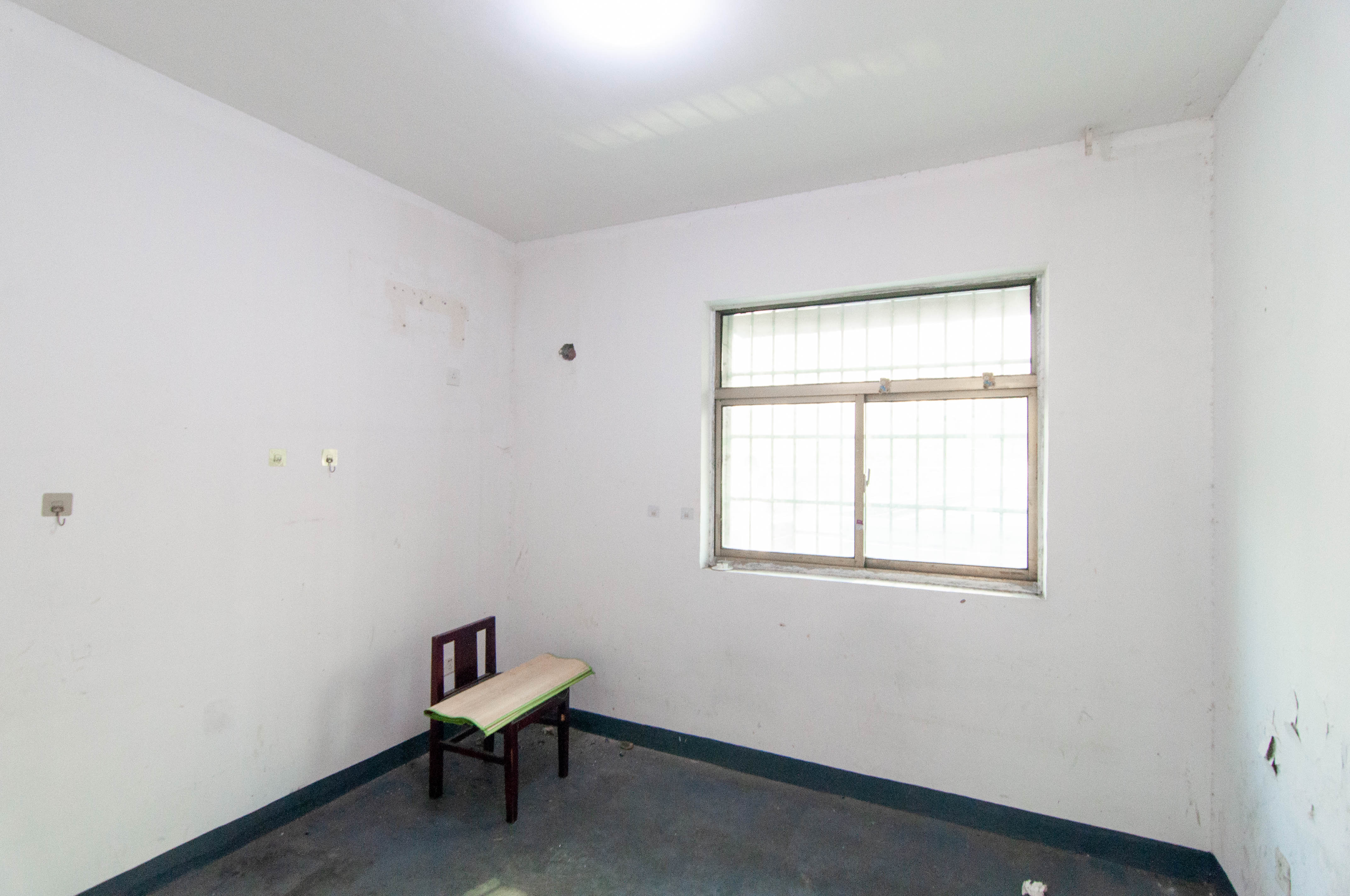 麓谷加州阳光 3室2厅2卫 90.8万 麓谷加州阳光 3室2厅2卫 90.8万其他