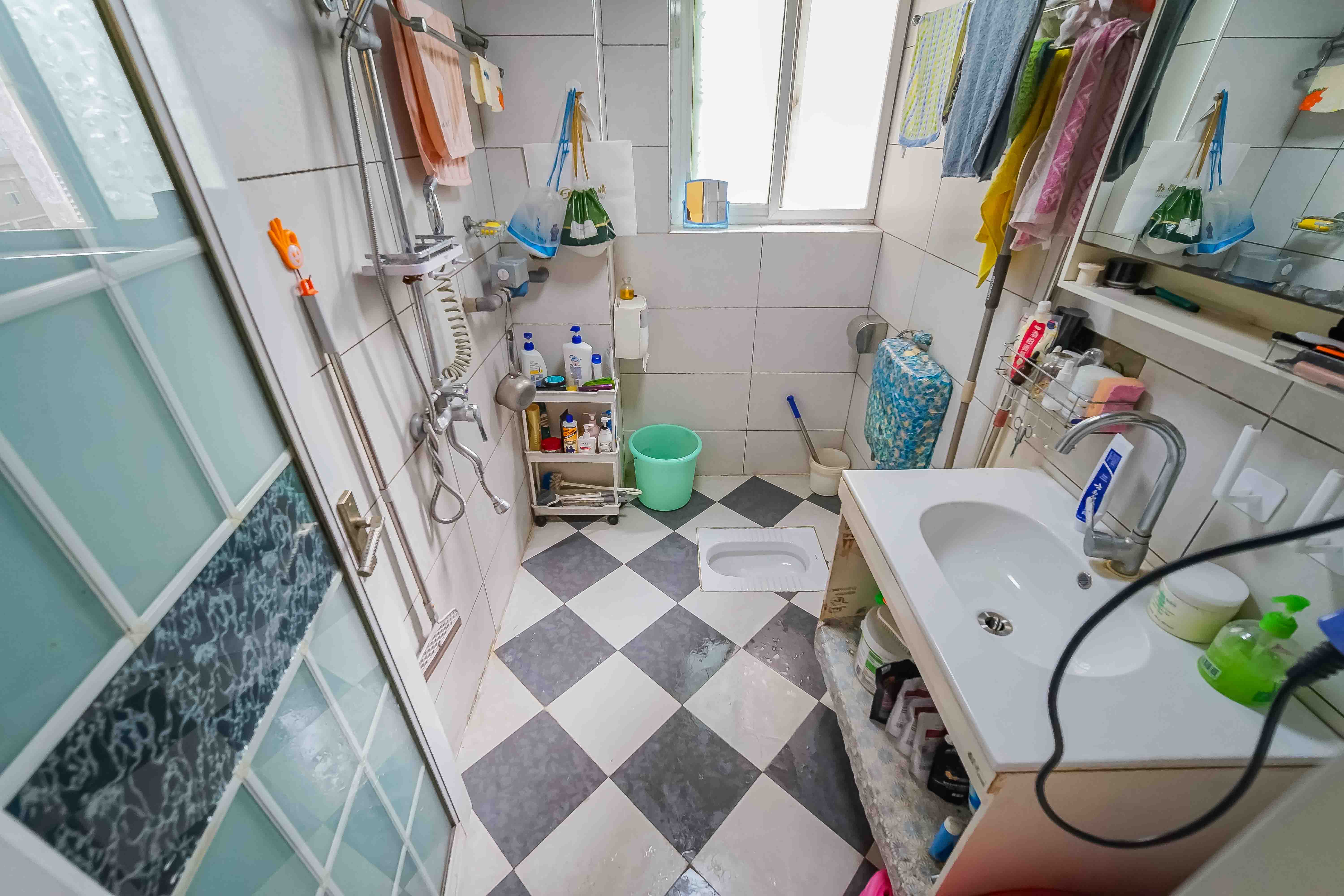 嘉盛华庭(一期、二期、三期) 2室2厅1卫 3000.0元/月 嘉盛华庭(一期、二期、三期) 2室2厅1卫 3000.0元/月室内图