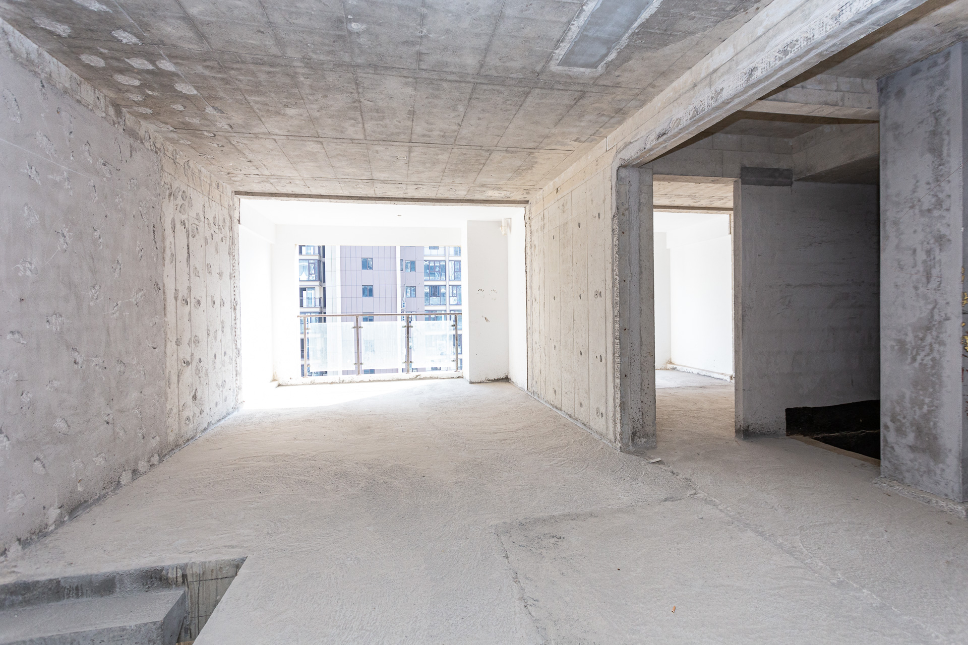 润和湘江天地D区 4室2厅2卫 126.0万 润和湘江天地D区 4室2厅2卫 126.0万客厅