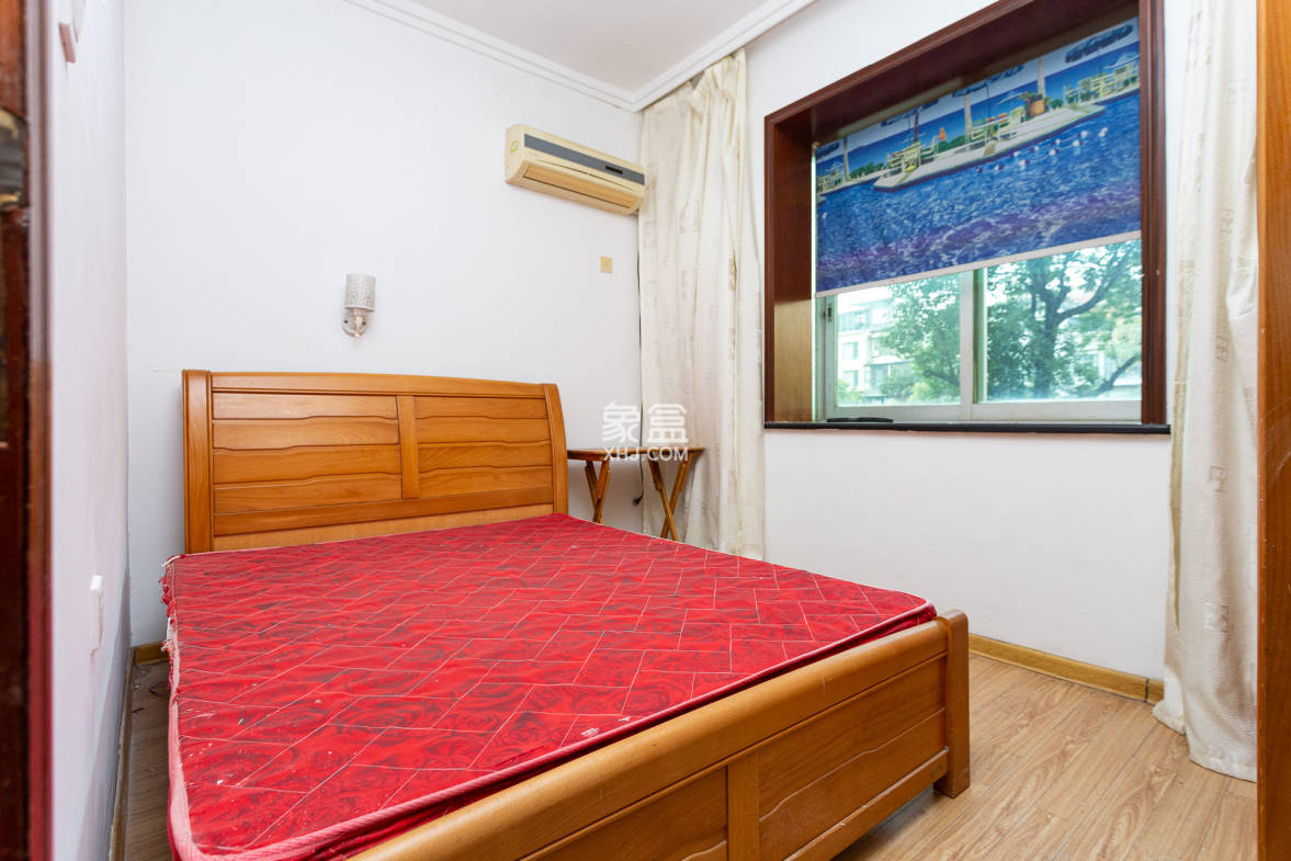 长高圆梦佳苑  3室2厅2卫    66.8万 长高圆梦佳苑  3室2厅2卫    66.8万卧室