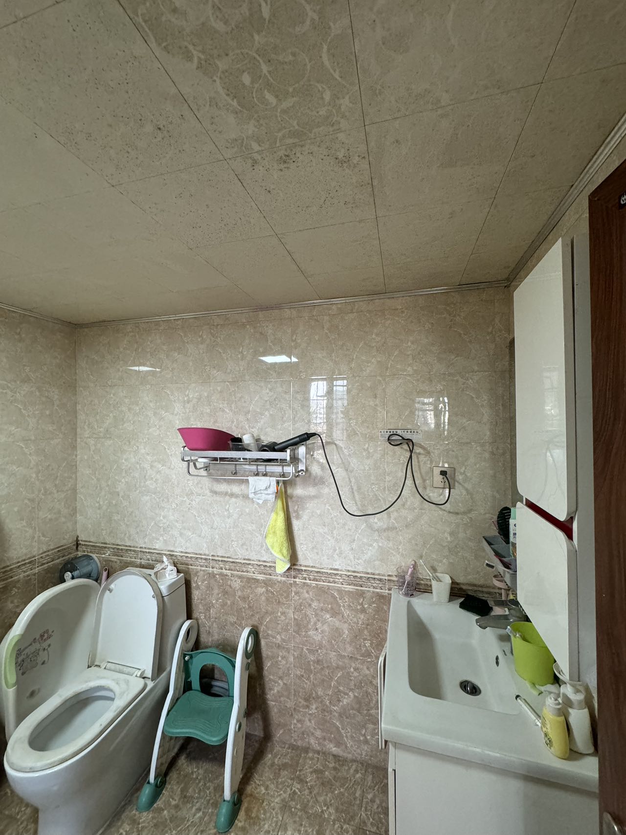 滨河华庭 3室2厅2卫 159.0万 滨河华庭 3室2厅2卫 159.0万室内图