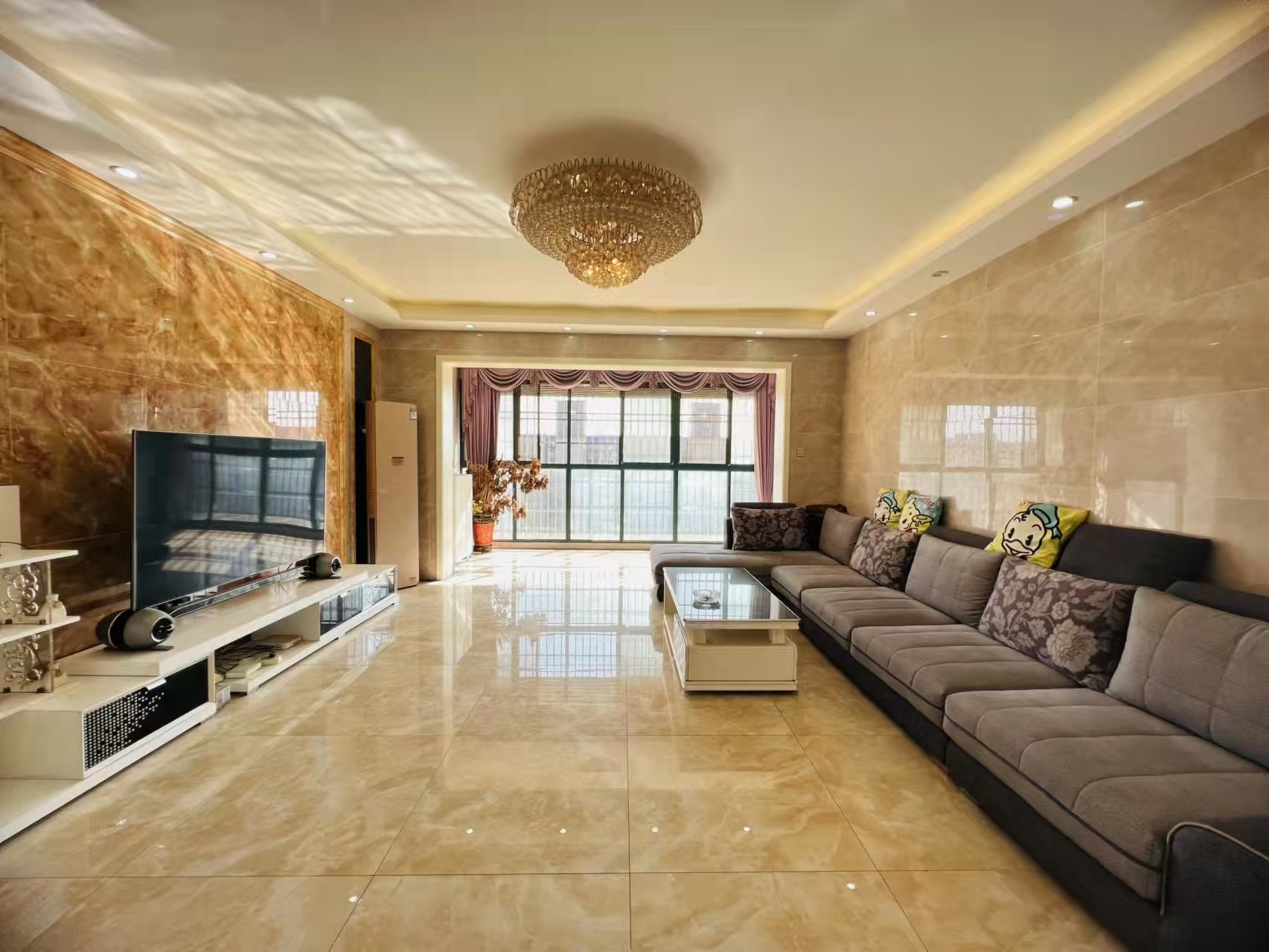 绿洲花园 4室2厅2卫 5500.0元/月 绿洲花园 4室2厅2卫 5500.0元/月室内图