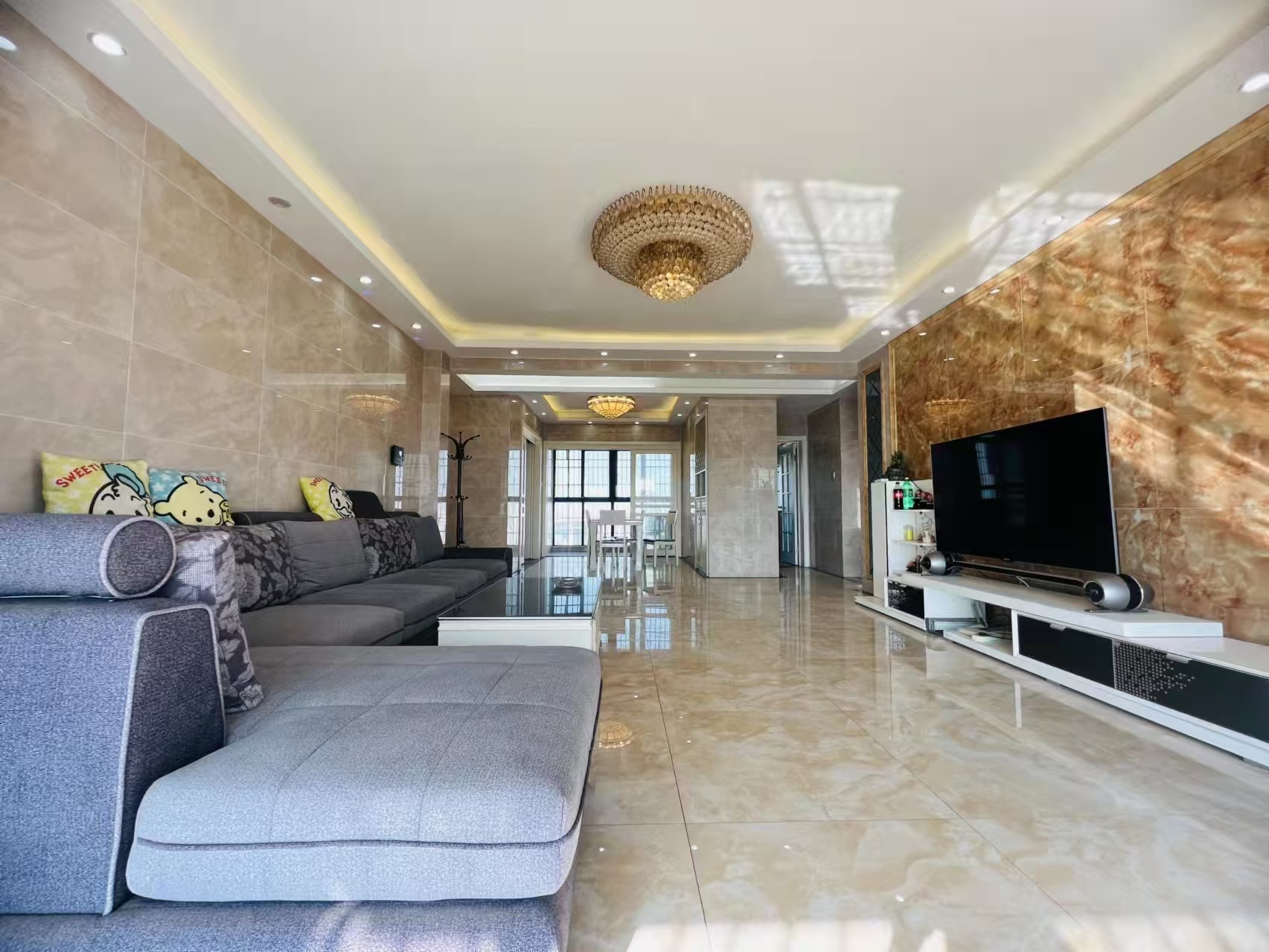 绿洲花园 4室2厅2卫 5500.0元/月 绿洲花园 4室2厅2卫 5500.0元/月室内图