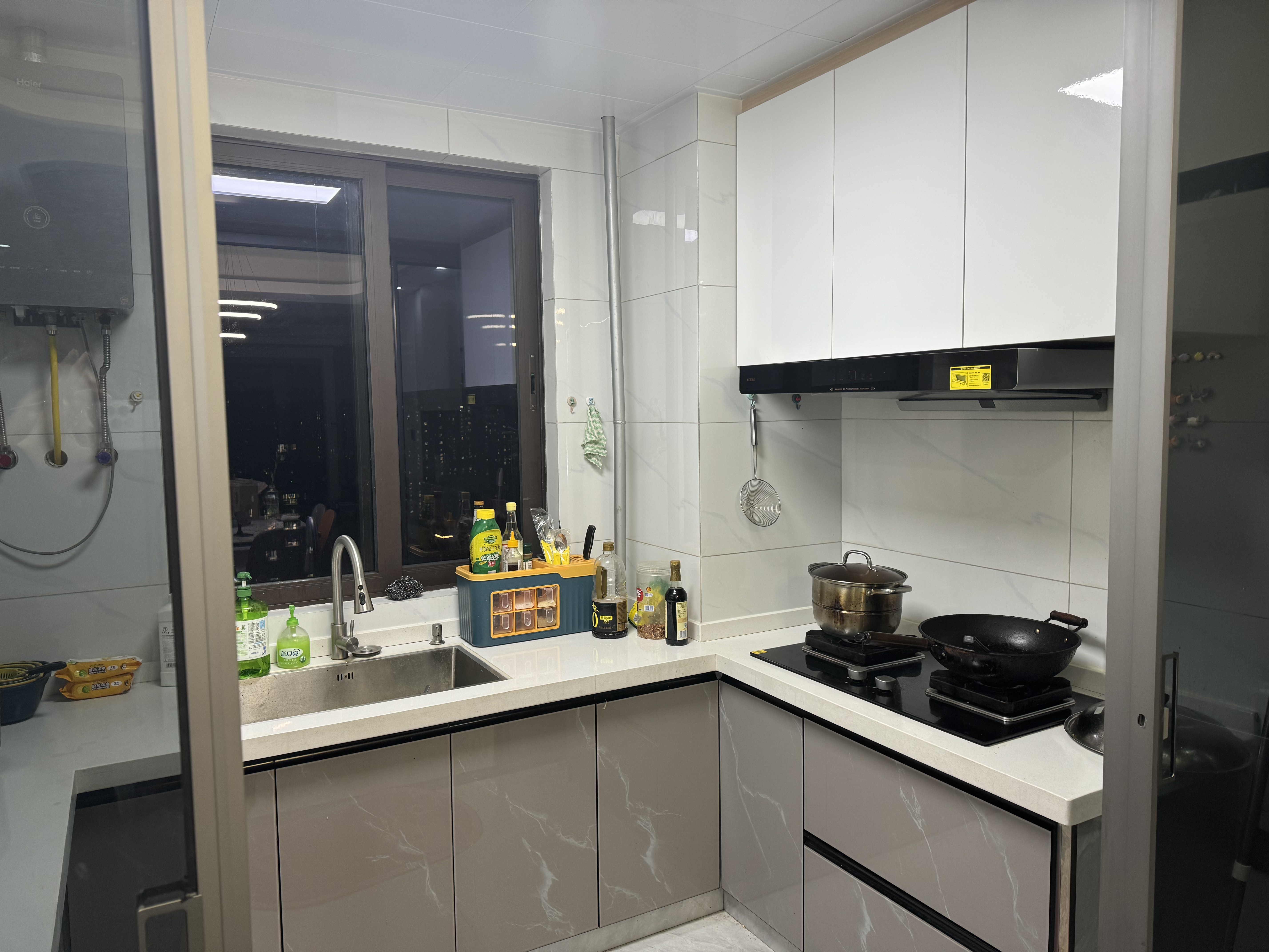 龙湖碧桂园天宸原著  1室1厅1卫    1600.0元/月室内图