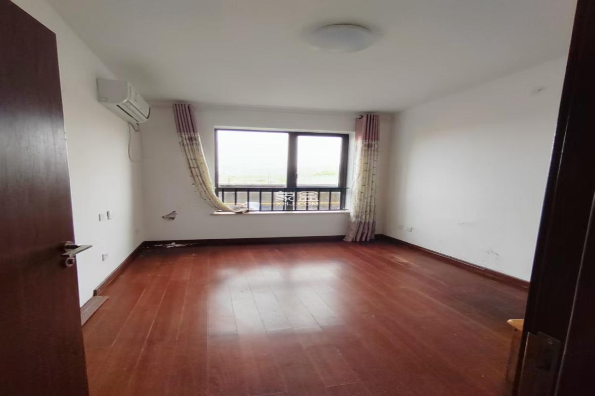 绿地公馆(绿地名邸) 3室2厅2卫 2700.0元/月 绿地公馆(绿地名邸) 3室2厅2卫 2700.0元/月室内图